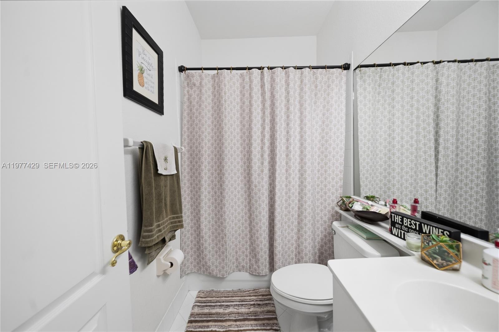 CASTLE ROCK A REPLAT - Residential Lease