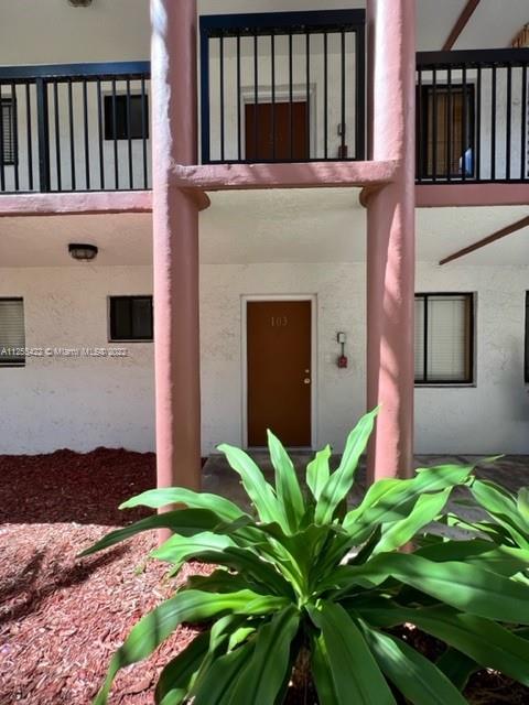 ALAMEDA TOWER CONDO 4 - Residential Lease