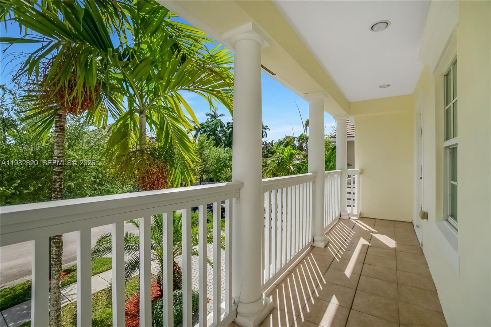 RIVER OAKS - Residential