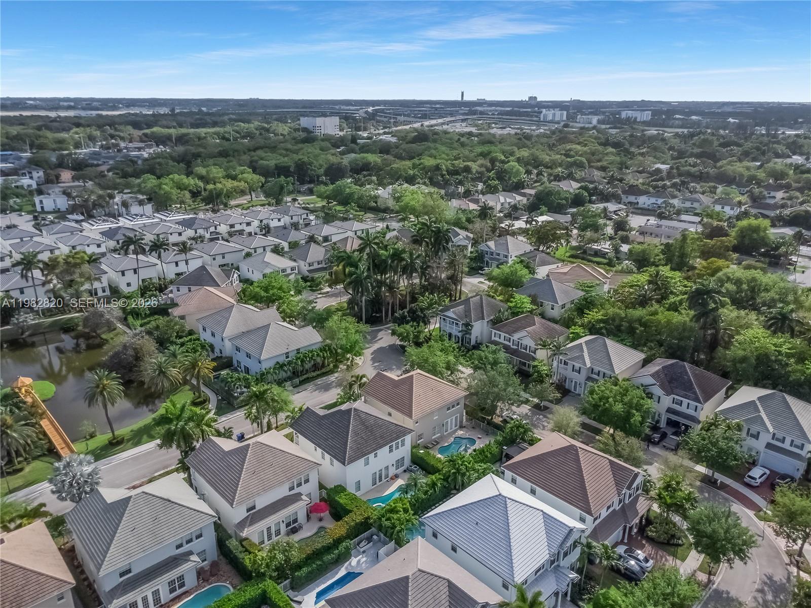 RIVER OAKS - Residential