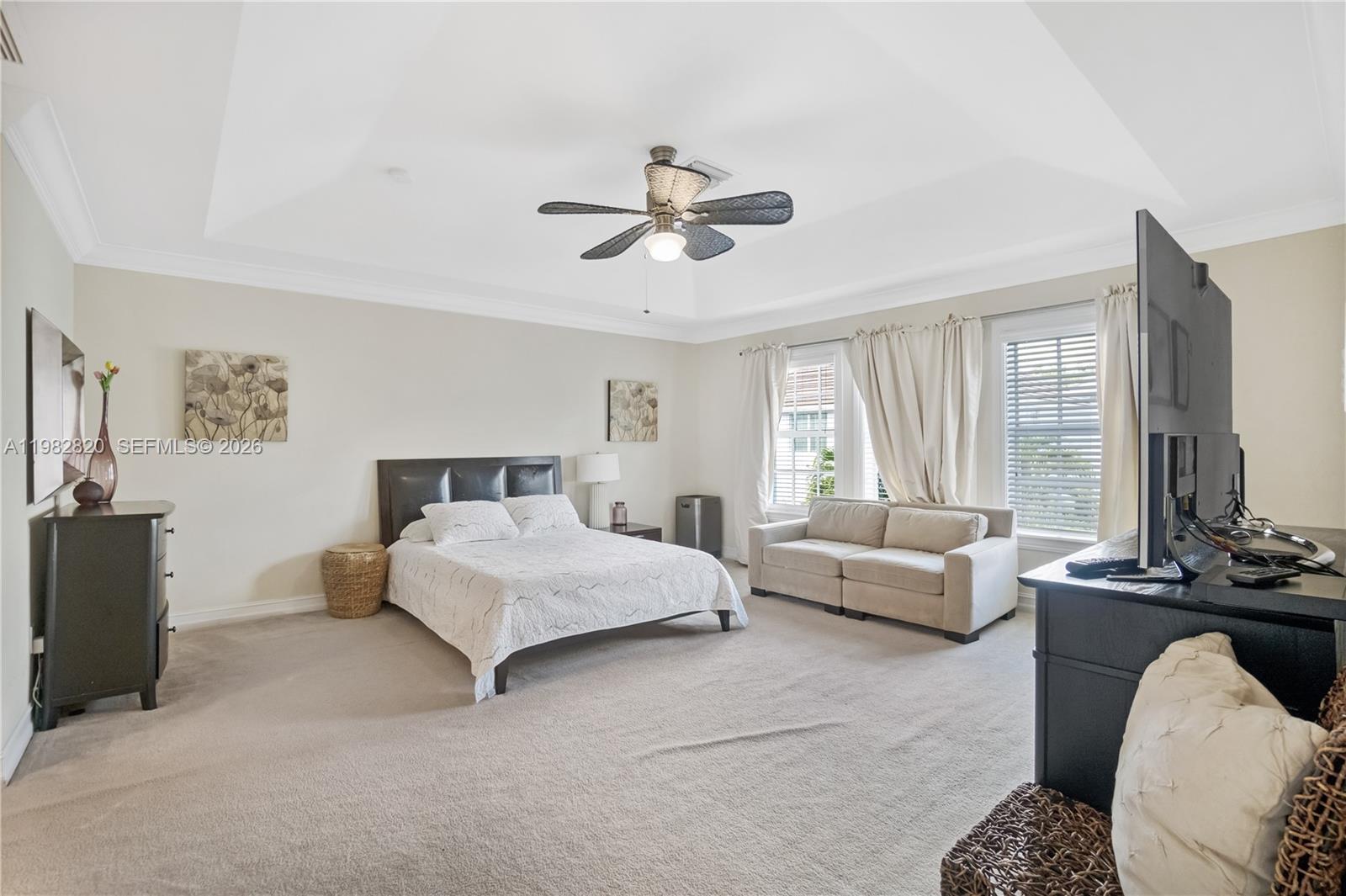 RIVER OAKS - Residential