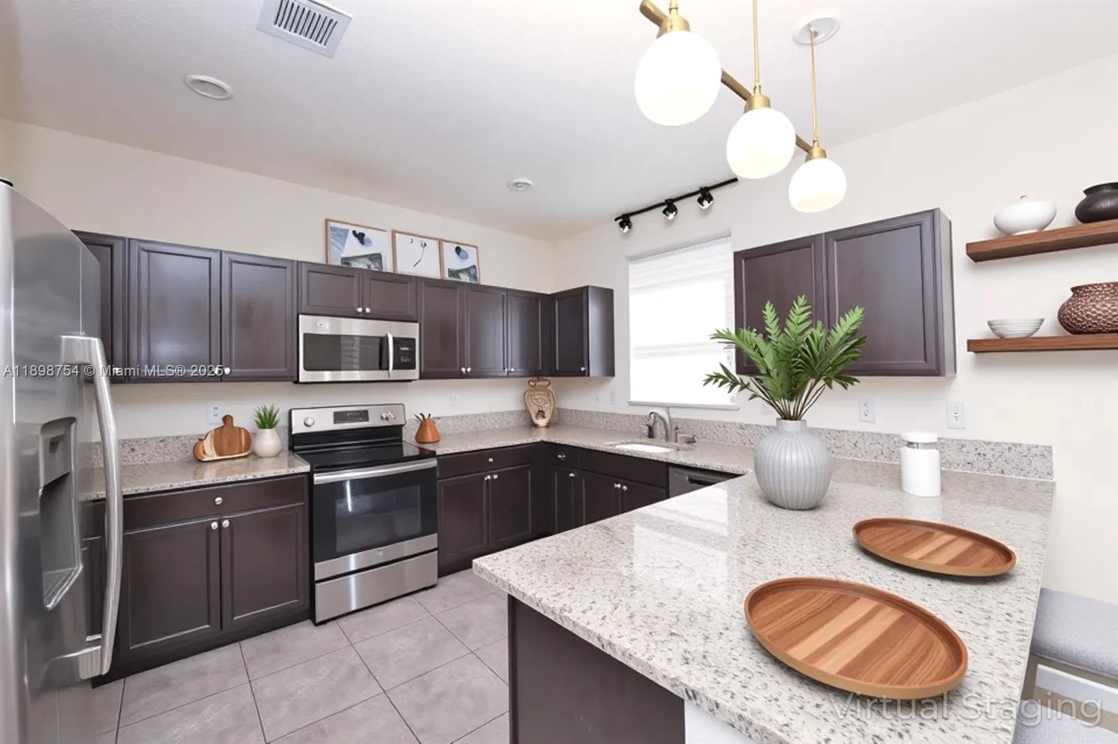 AQUABELLA SECTION ONE - Residential