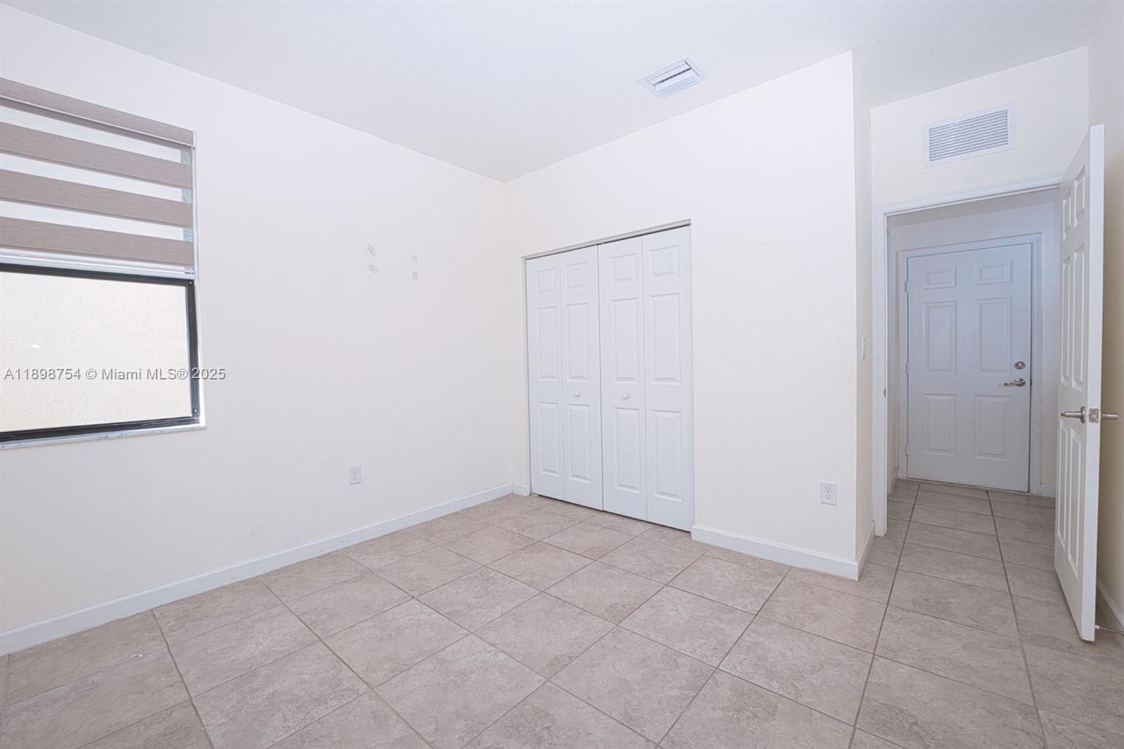 AQUABELLA SECTION ONE - Residential