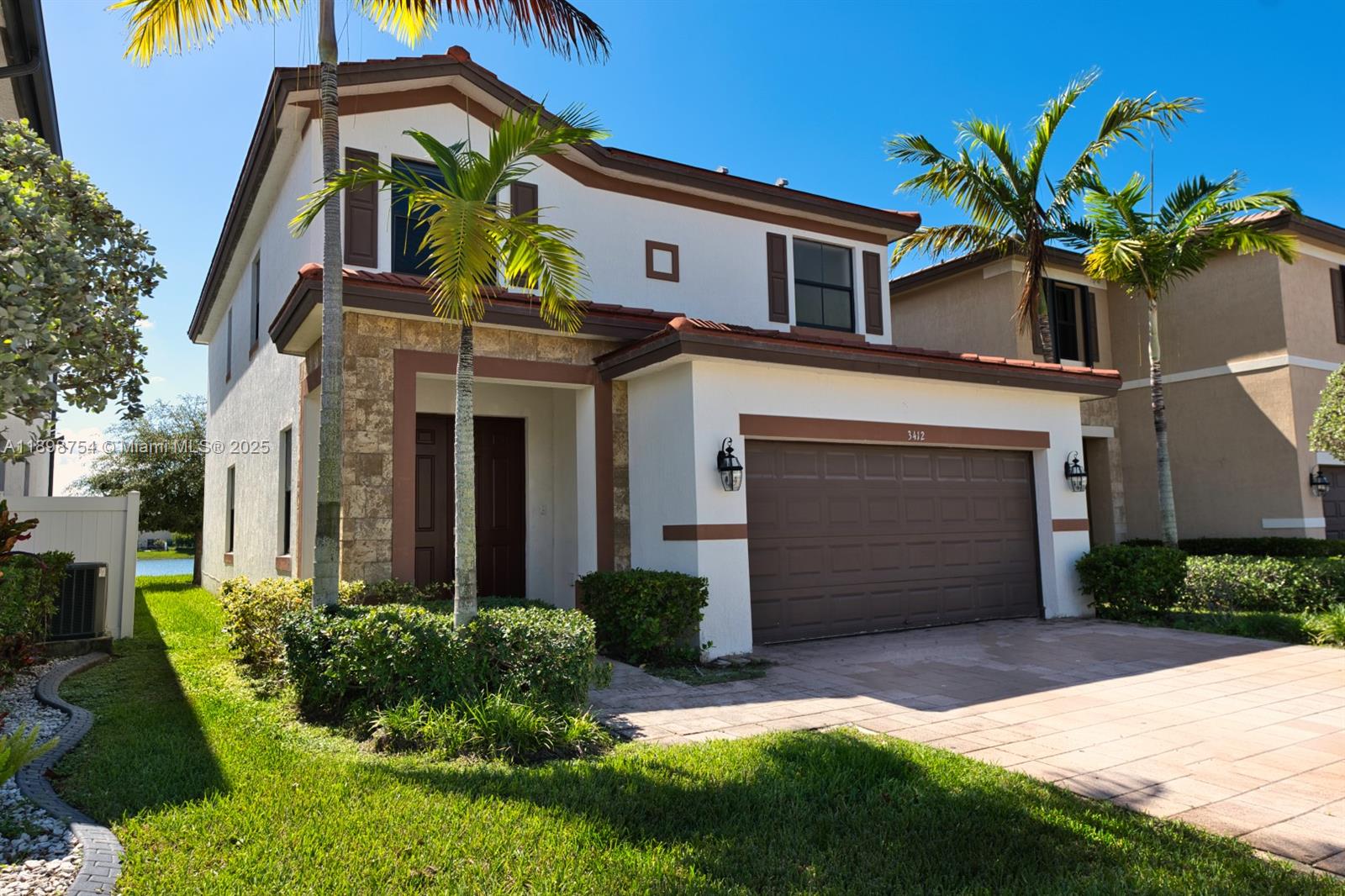 3412 W 103rd Ter, Hialeah, FL, 33018/$749,900 1 3412 W 103rd Ter