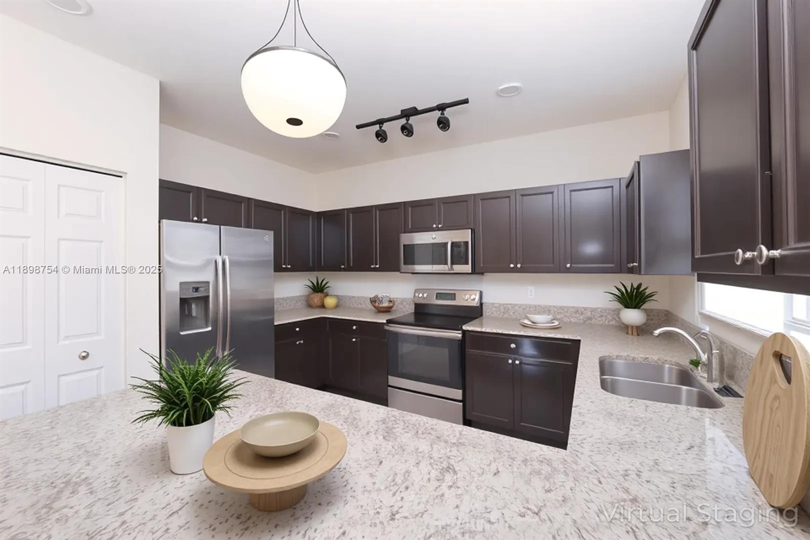 AQUABELLA SECTION ONE - Residential