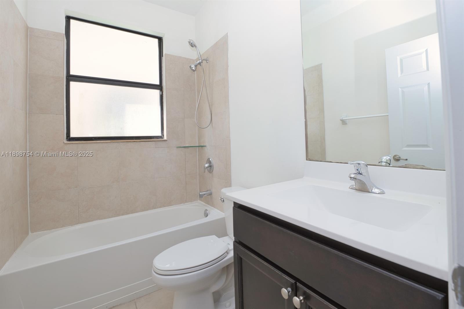 AQUABELLA SECTION ONE - Residential