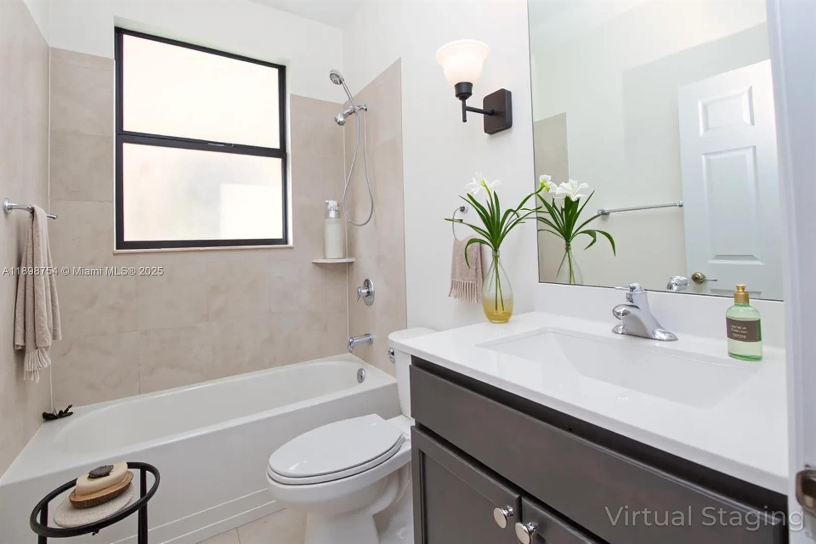AQUABELLA SECTION ONE - Residential