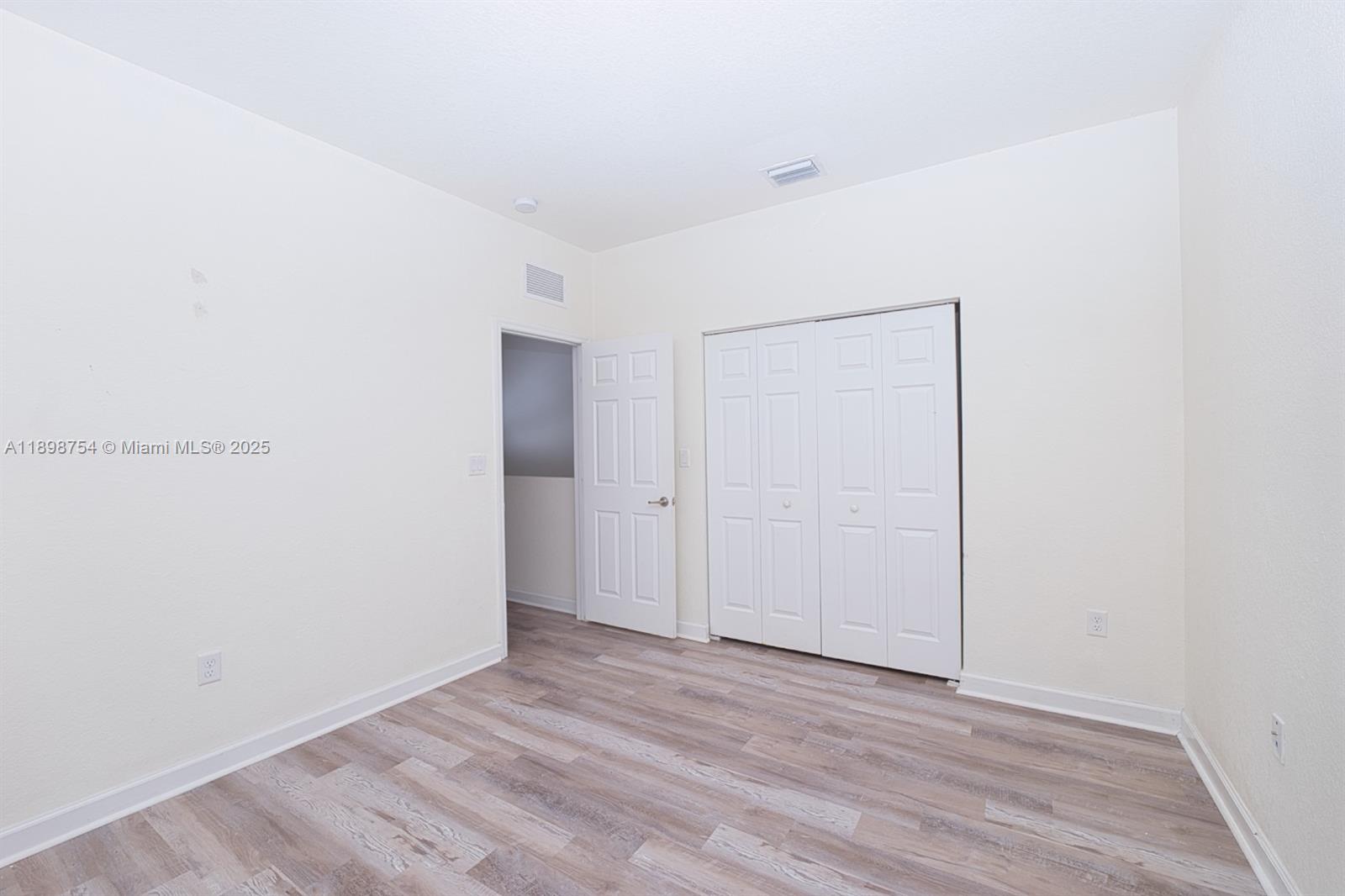 AQUABELLA SECTION ONE - Residential