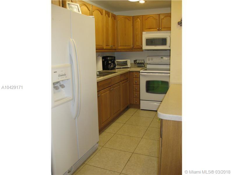 AZUL AT FONTAINEBLEAU CON - Residential