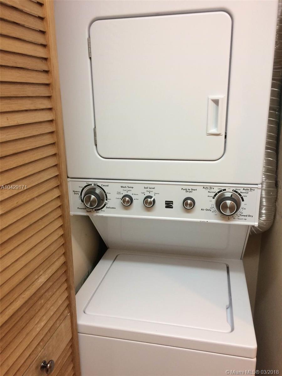 AZUL AT FONTAINEBLEAU CON - Residential