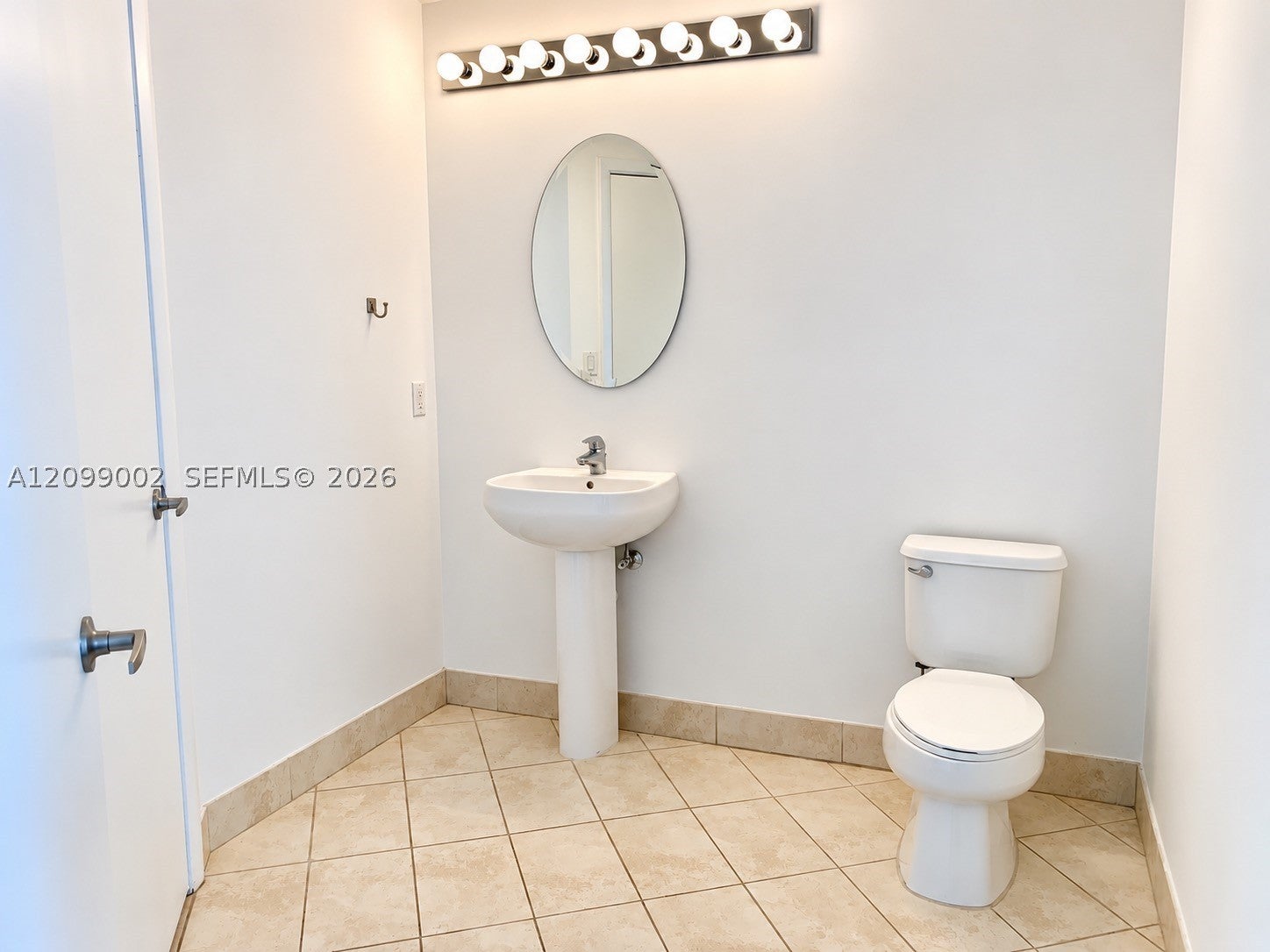 1900 N Bayshore Dr 3607