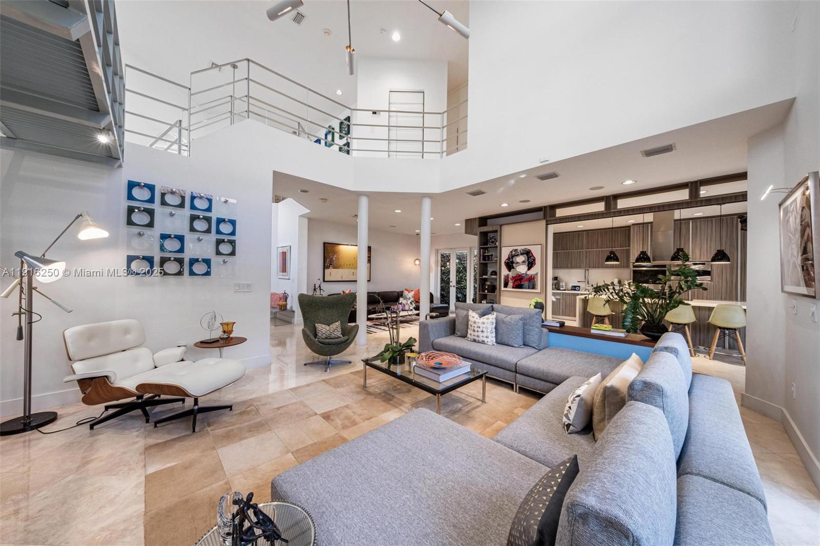 GOLDEN GATE ESTATES & MAR - Residential