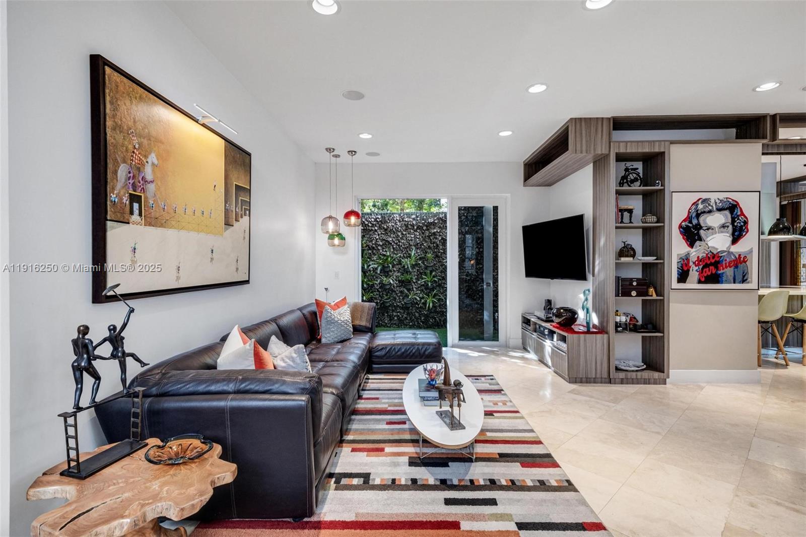 GOLDEN GATE ESTATES & MAR - Residential