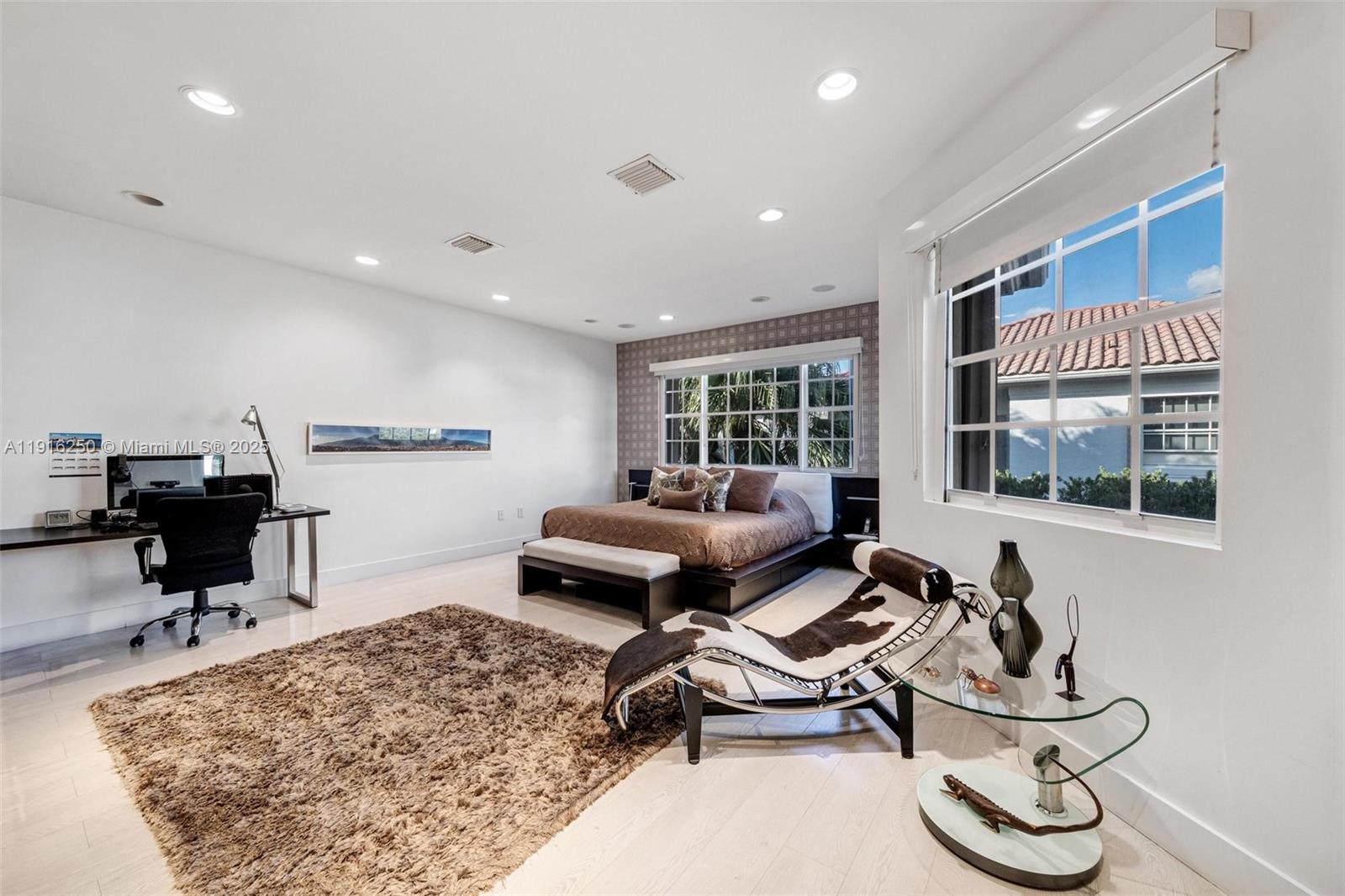 GOLDEN GATE ESTATES & MAR - Residential