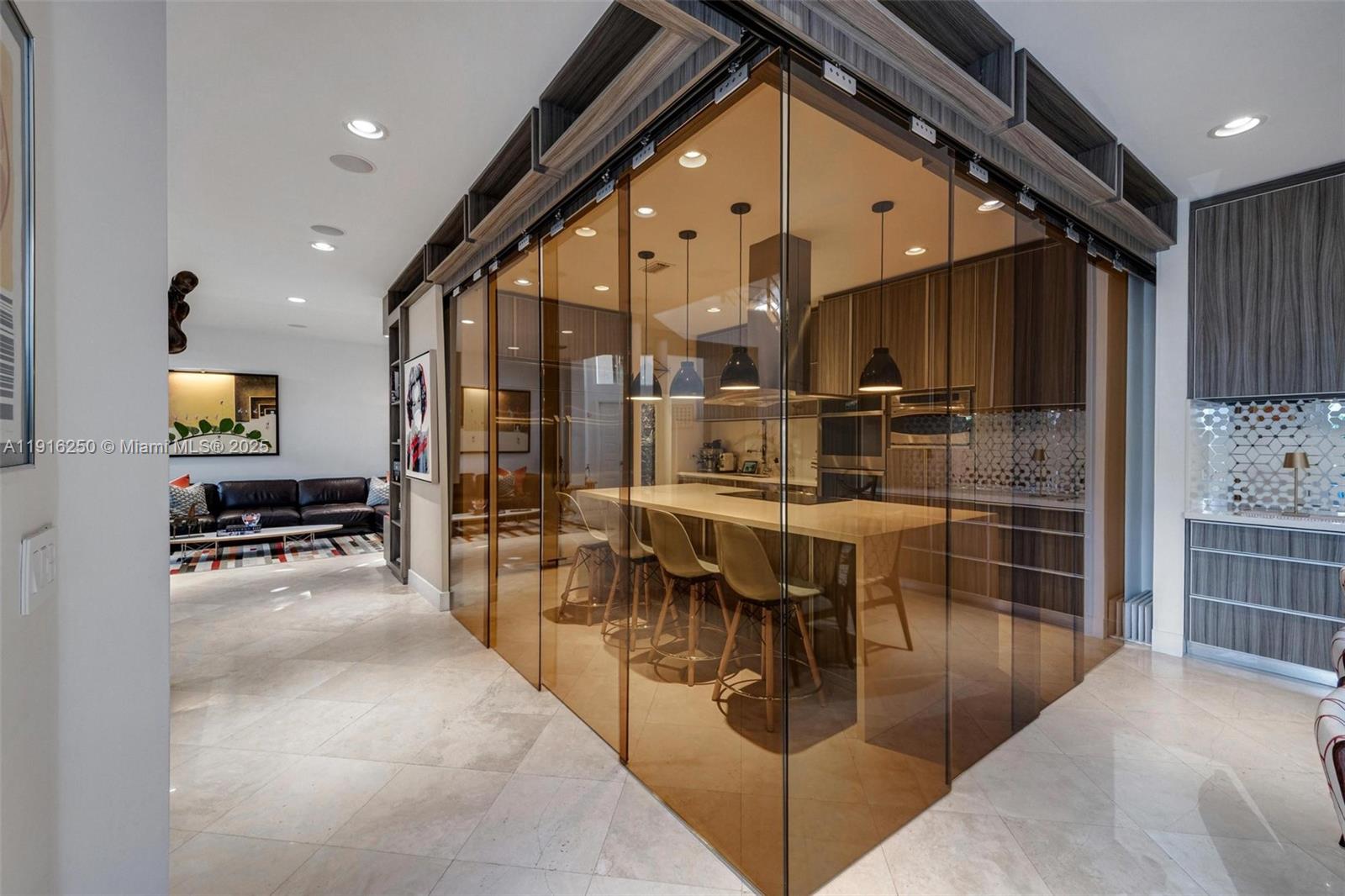 GOLDEN GATE ESTATES & MAR - Residential