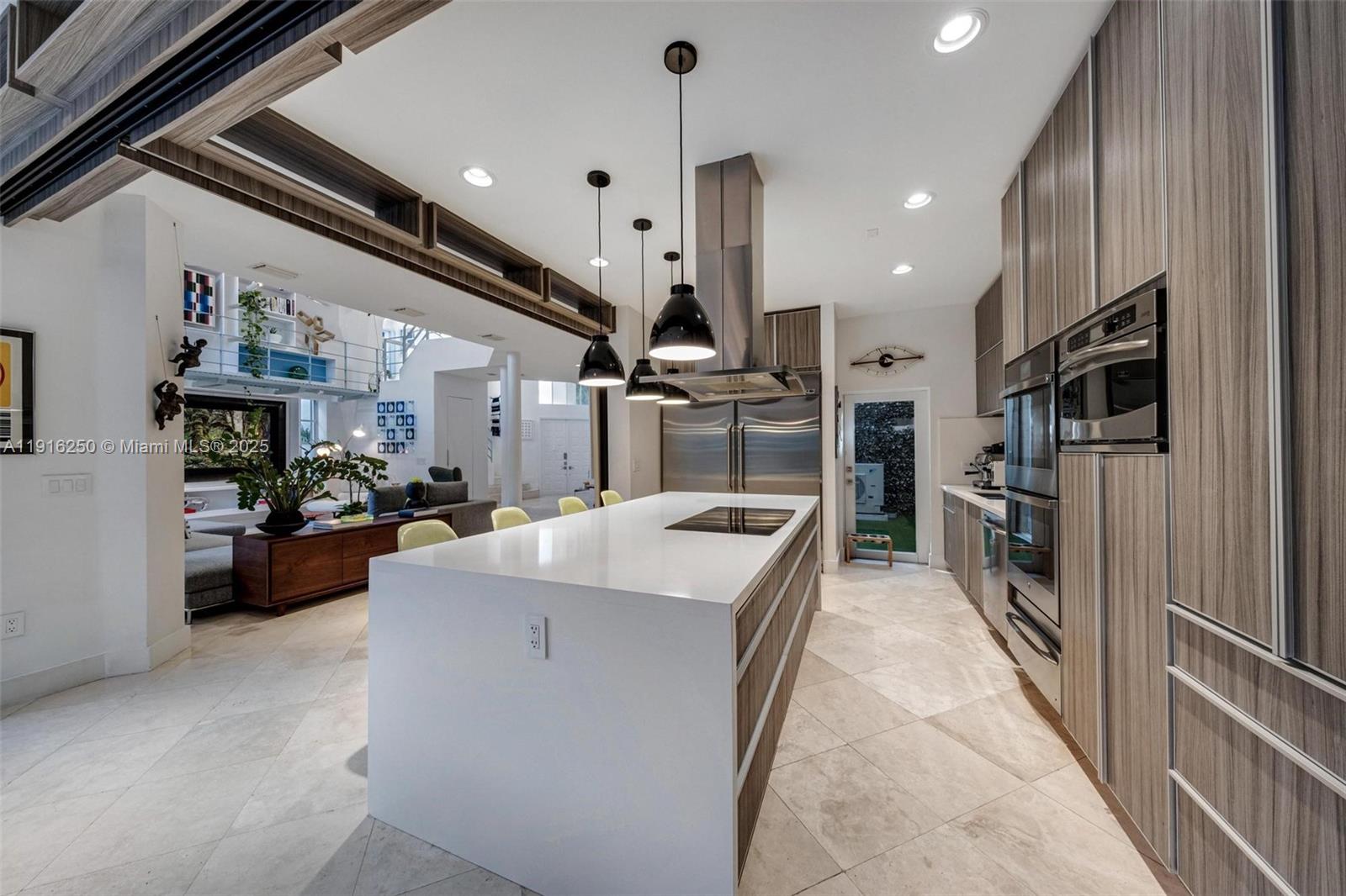 GOLDEN GATE ESTATES & MAR - Residential