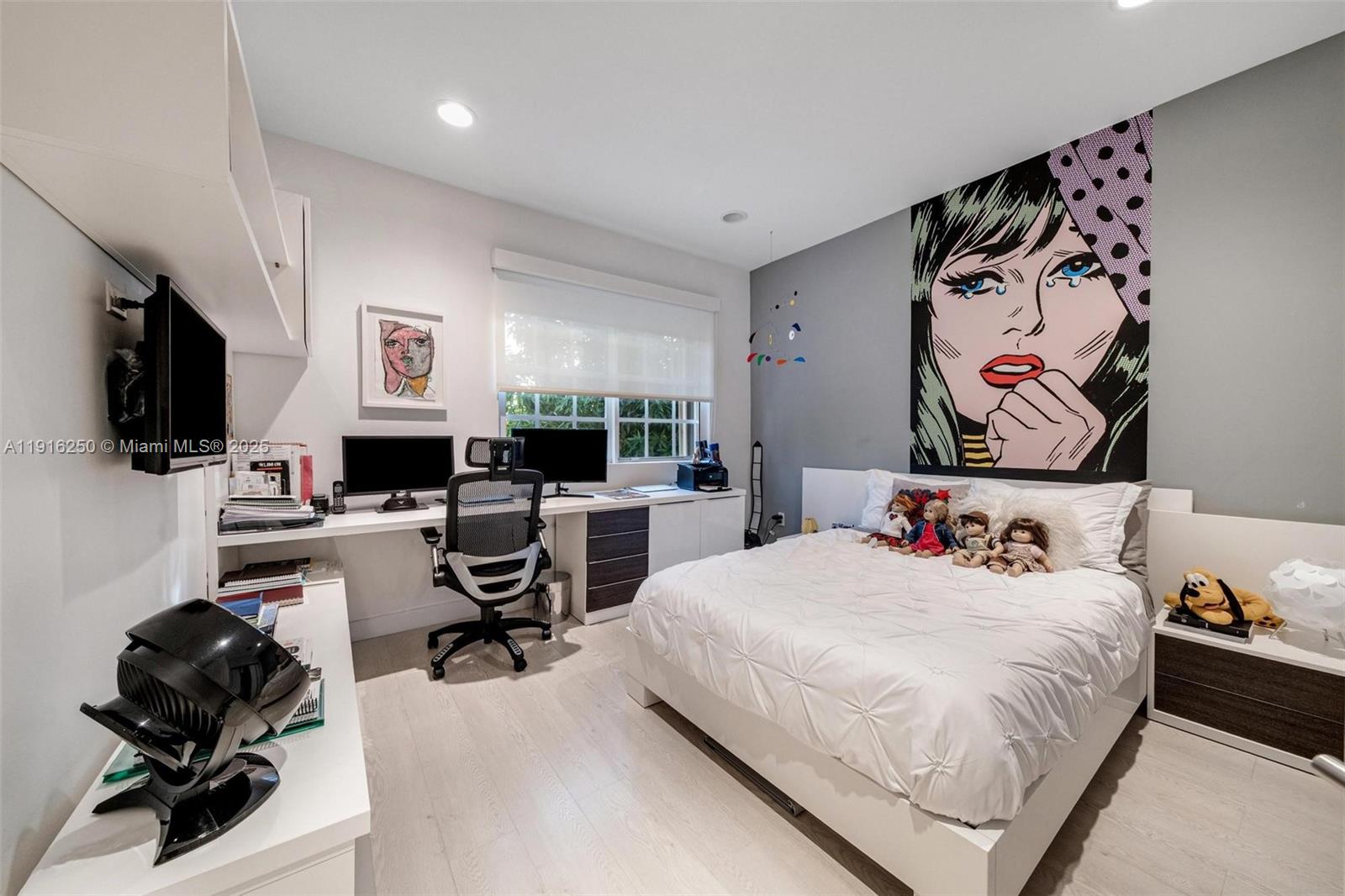 GOLDEN GATE ESTATES & MAR - Residential