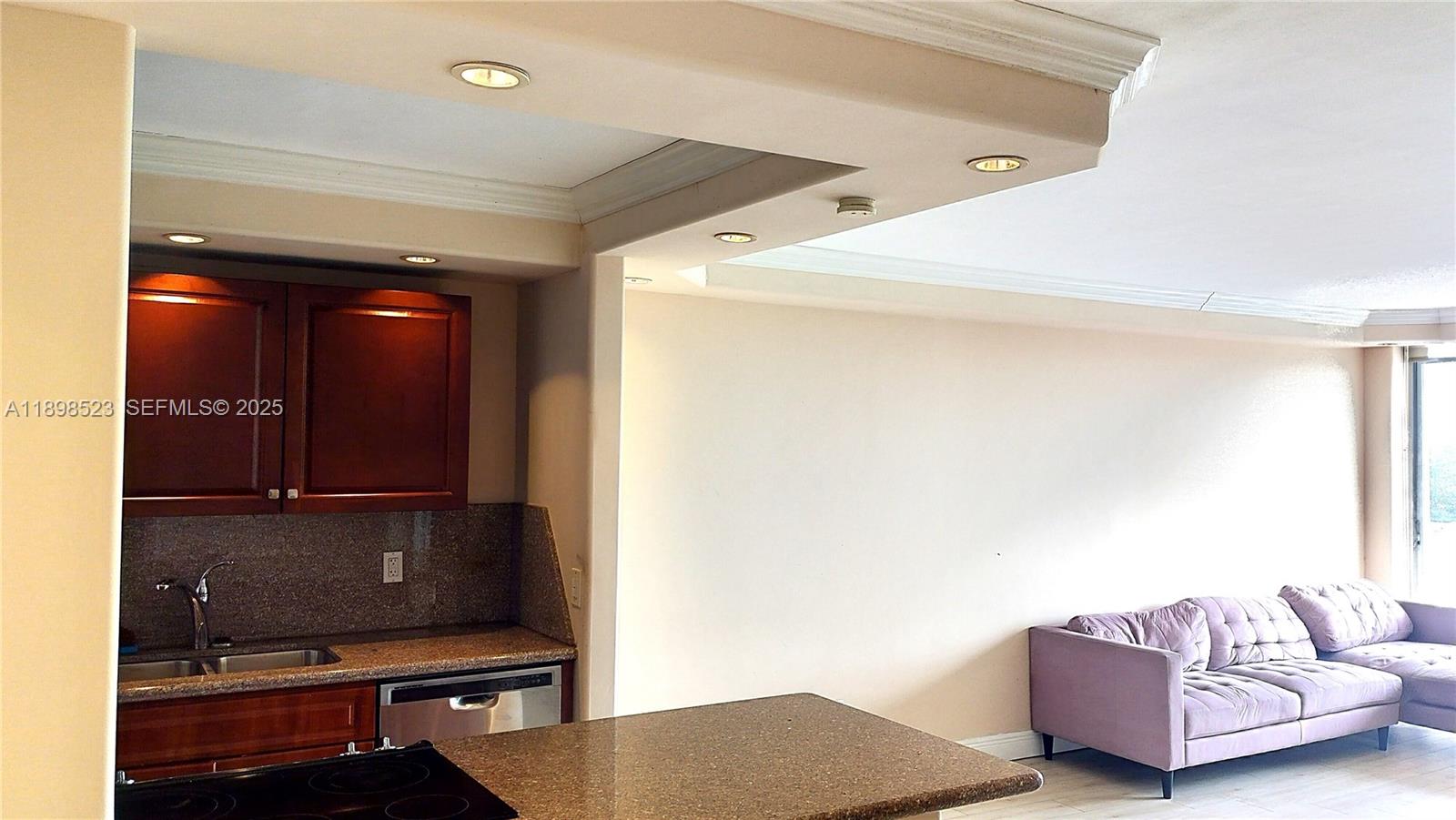 KEYSTONE TOWERS CONDO - Residential