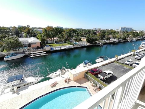2020 NE 135th St 506 North Miami FL 33181