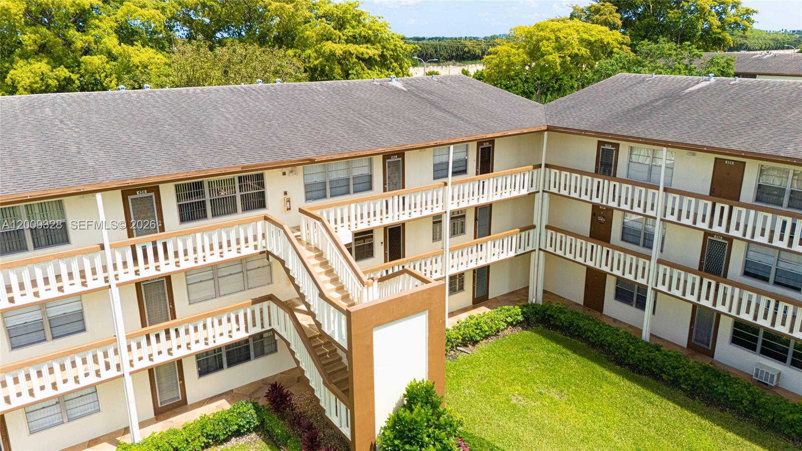 MANSFIELD AT CENTURY VILL - Residential
