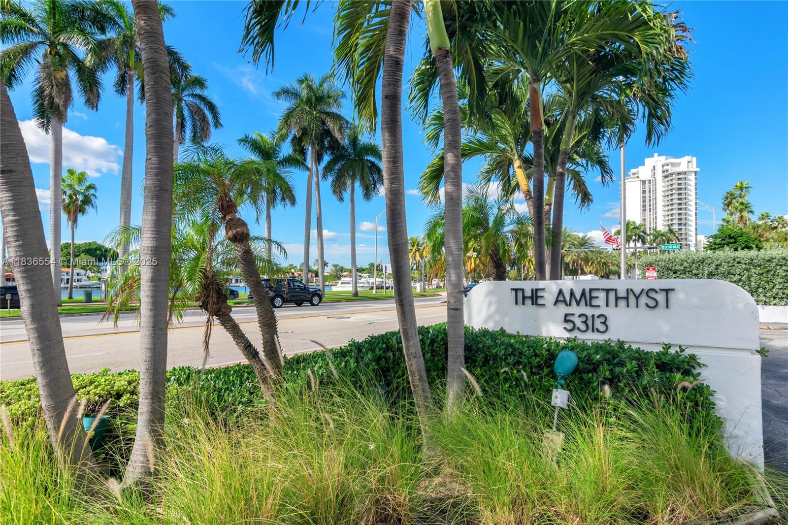 Have your own piece of paradise and the ocean as your backyard in this quaint corner unit in the famed millionaire's row in Miami Beach. Enjoy a Spacious 1-bedroom 1.5-bathroom with lovely ocean and bay view just steps away from beautiful white sandy beaches. Unit has its own parking space in the building's gated lot, oceanside pool, gym and game room. Walking distance from many restaurants, shops, entertainment and just a few minutes drive from the iconic South Beach, Downtown Miami and Wynwood.