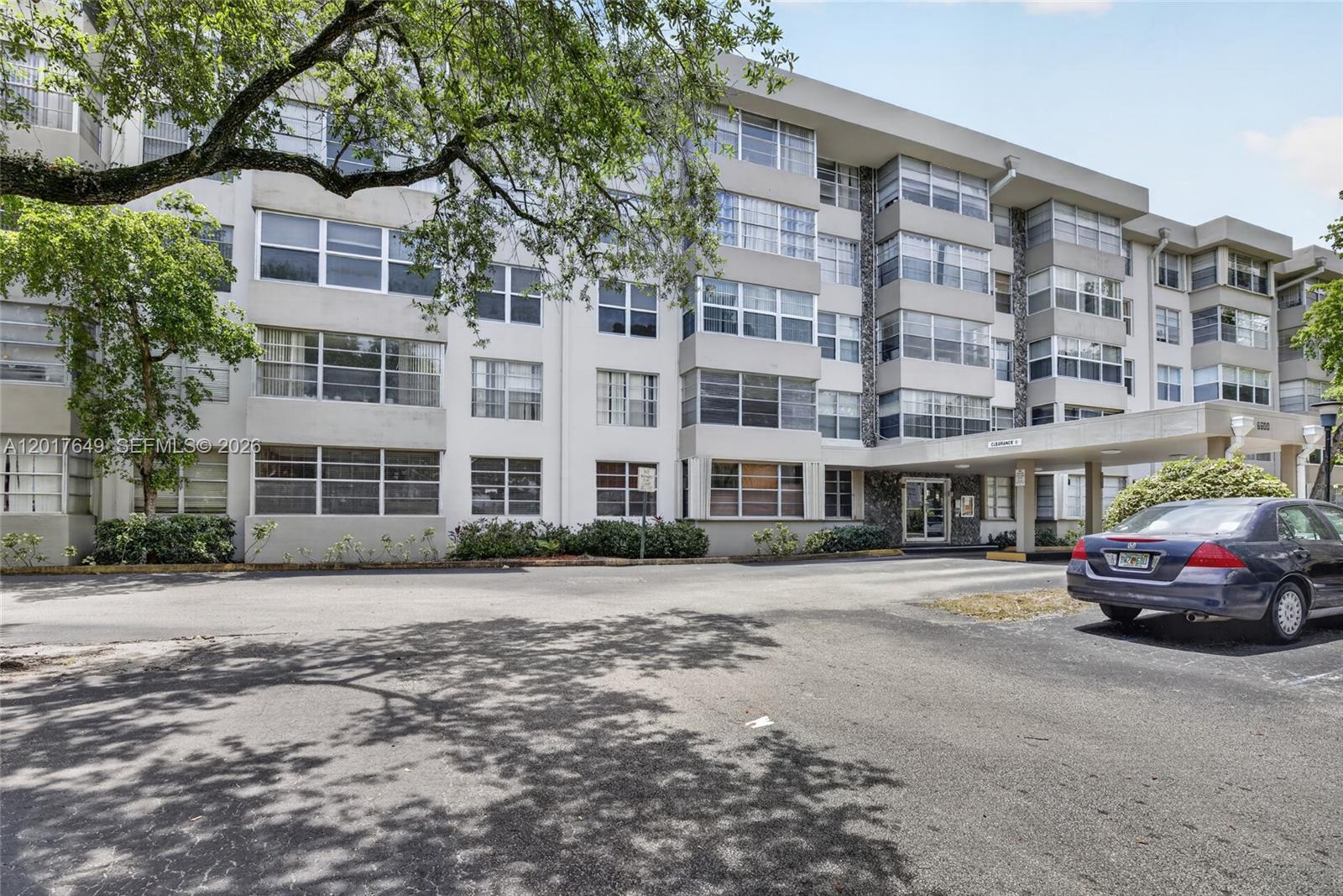PLANTATION PLACE CONDO - Residential