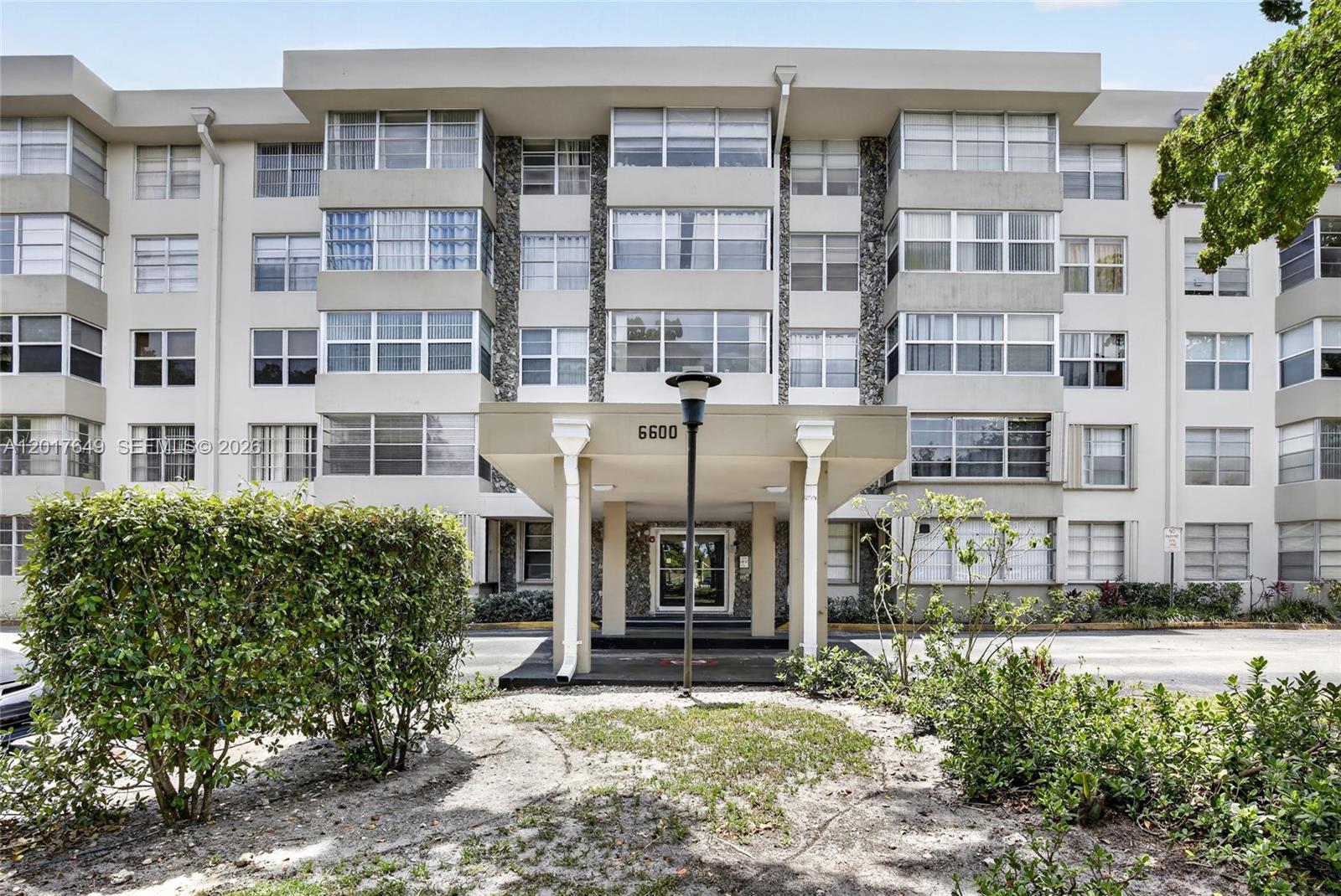 PLANTATION PLACE CONDO - Residential