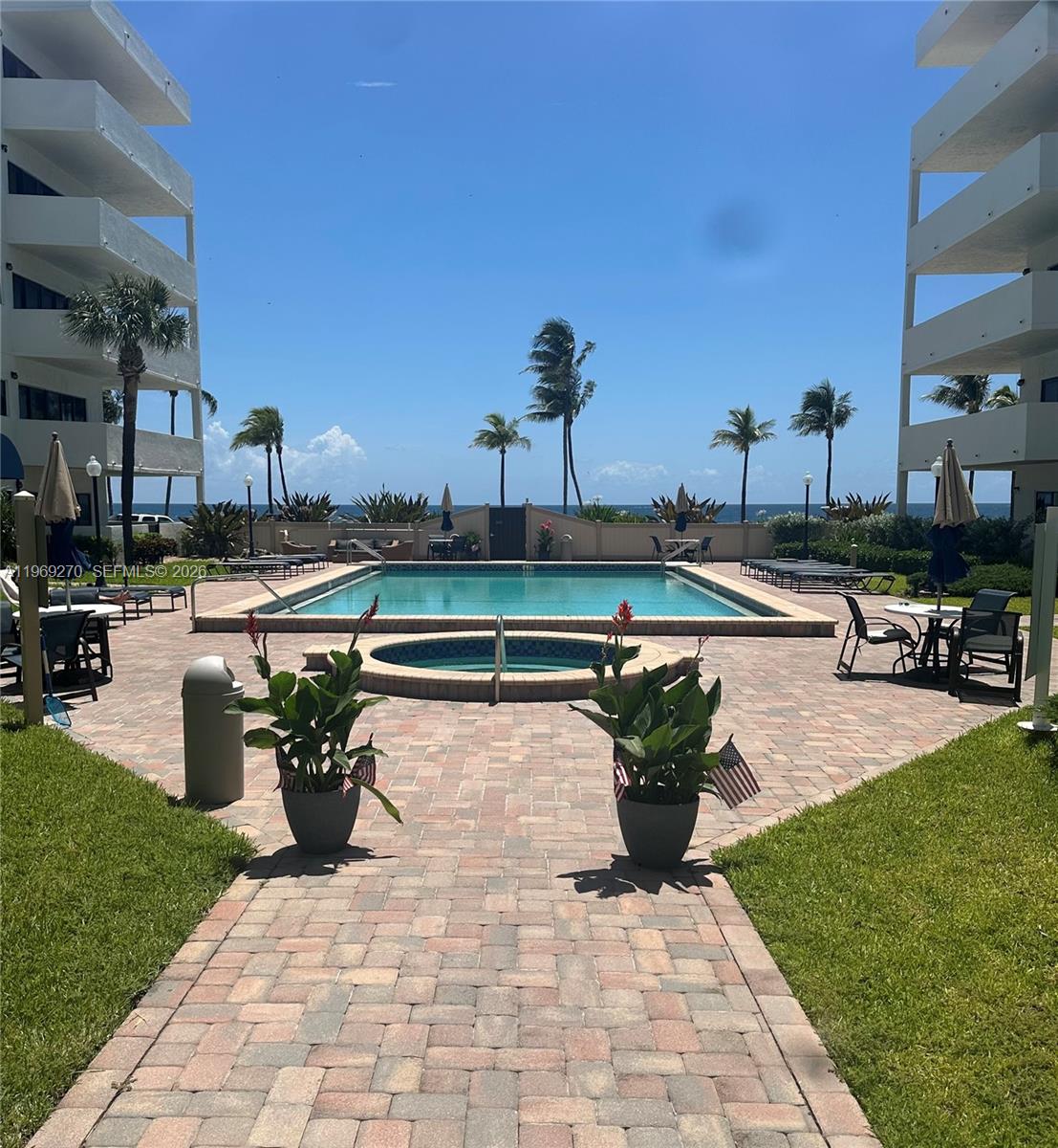 BEACH HOUSE CONDO - Residential Lease