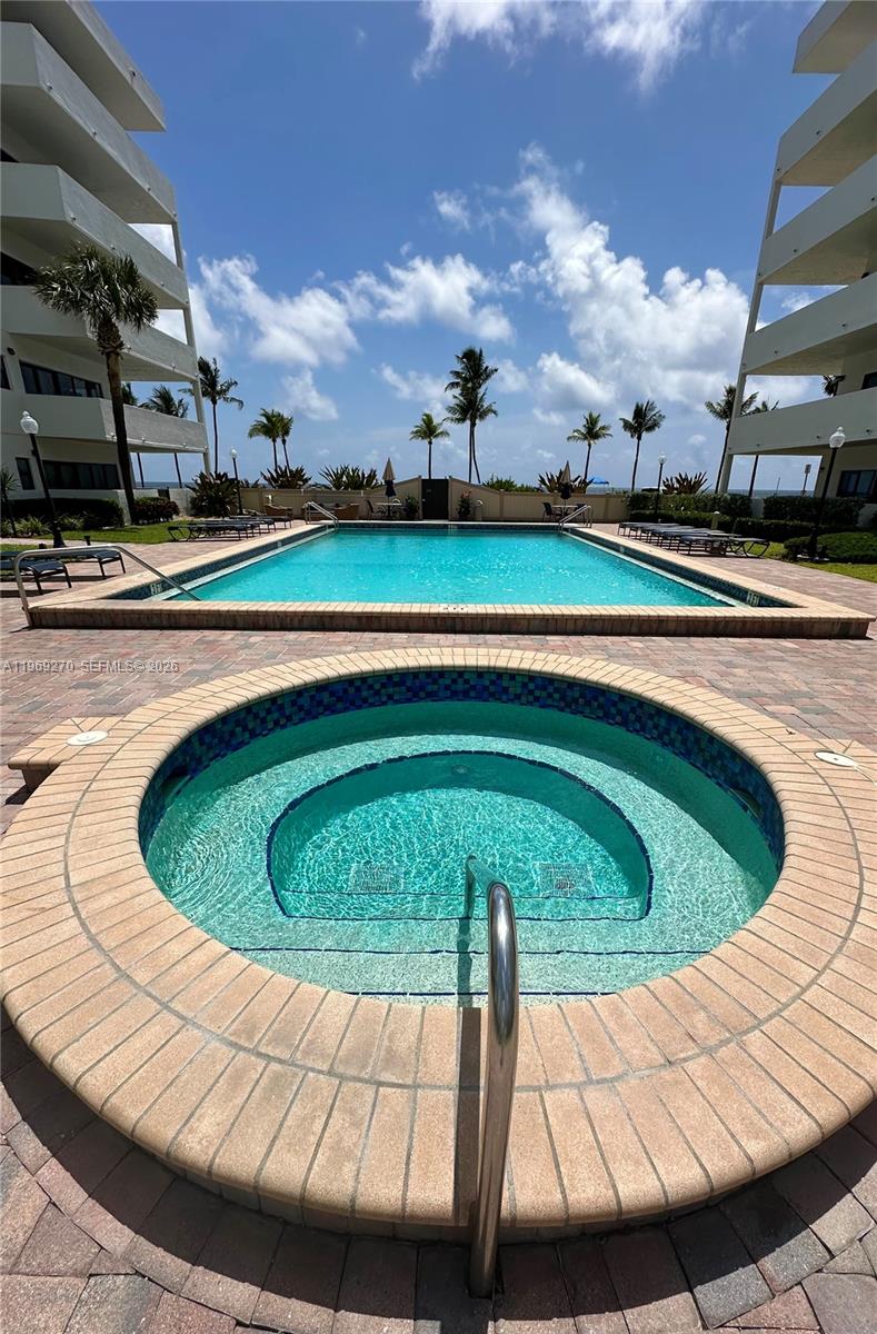 BEACH HOUSE CONDO - Residential Lease