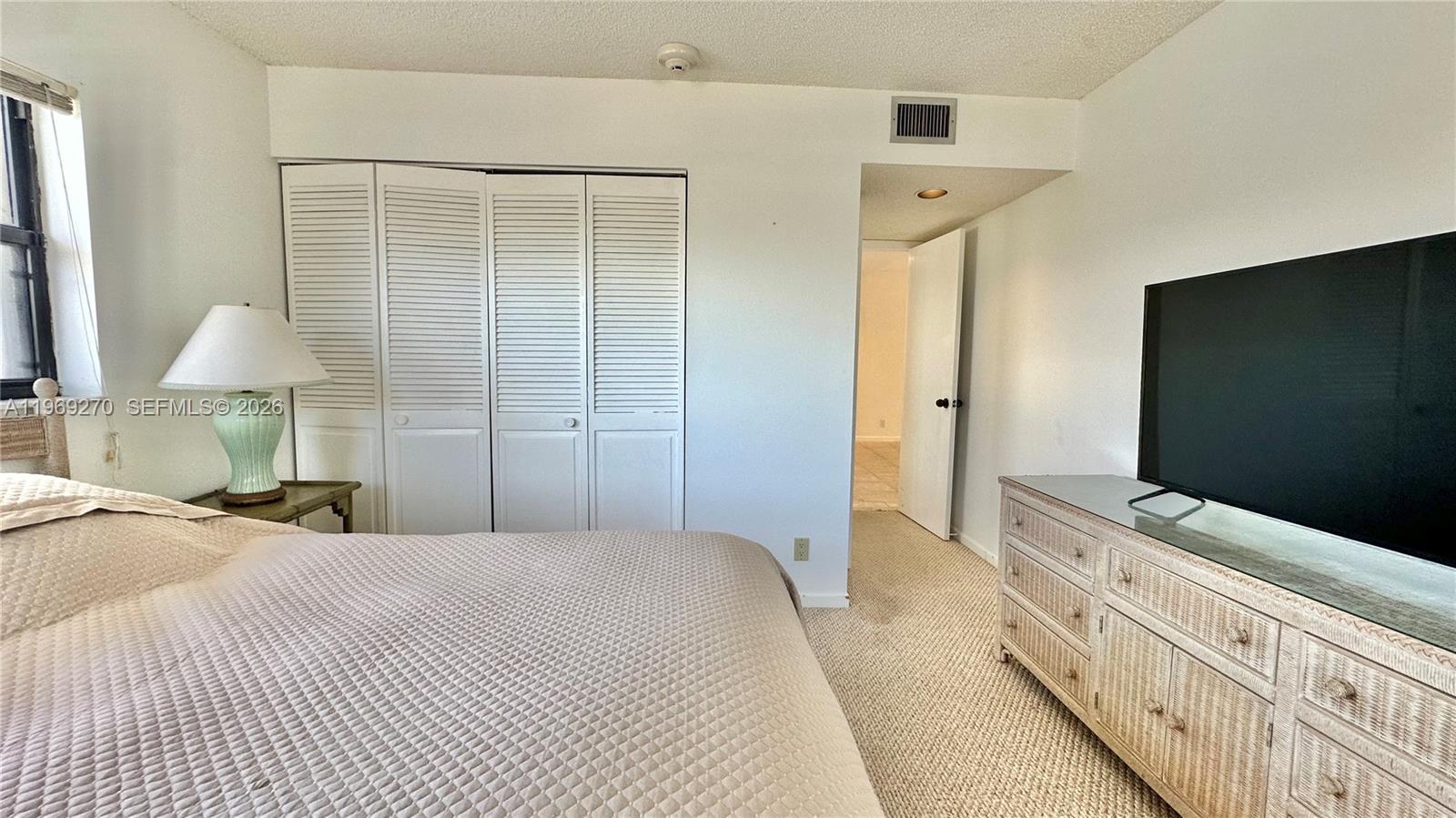 BEACH HOUSE CONDO - Residential Lease