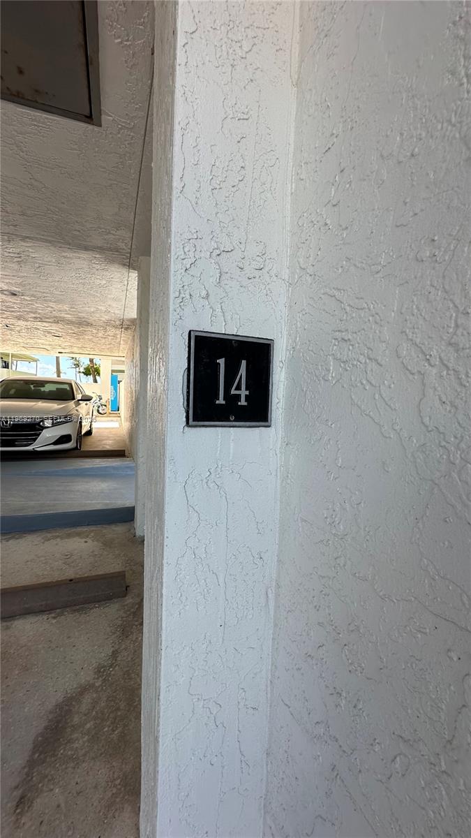 BEACH HOUSE CONDO - Residential Lease