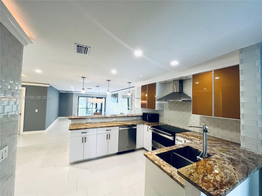 Photo of 500 Crosswinds Dr #A1, Green Acres, FL 33413 (MLS # A12007506)