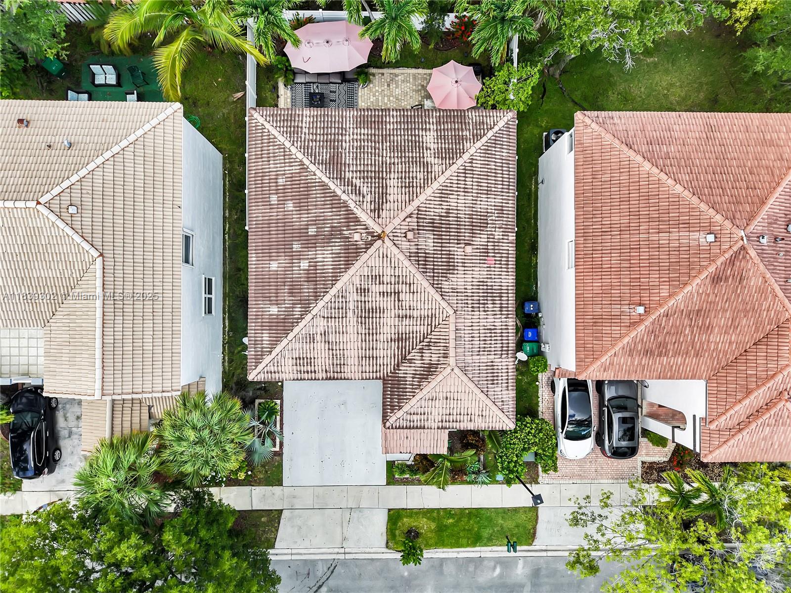 15521 SW 50th Ct, Miramar, FL, 33027/$695,000 4 15521 SW 50th Ct