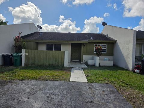 12412 SW 112th Ter Miami FL 33186