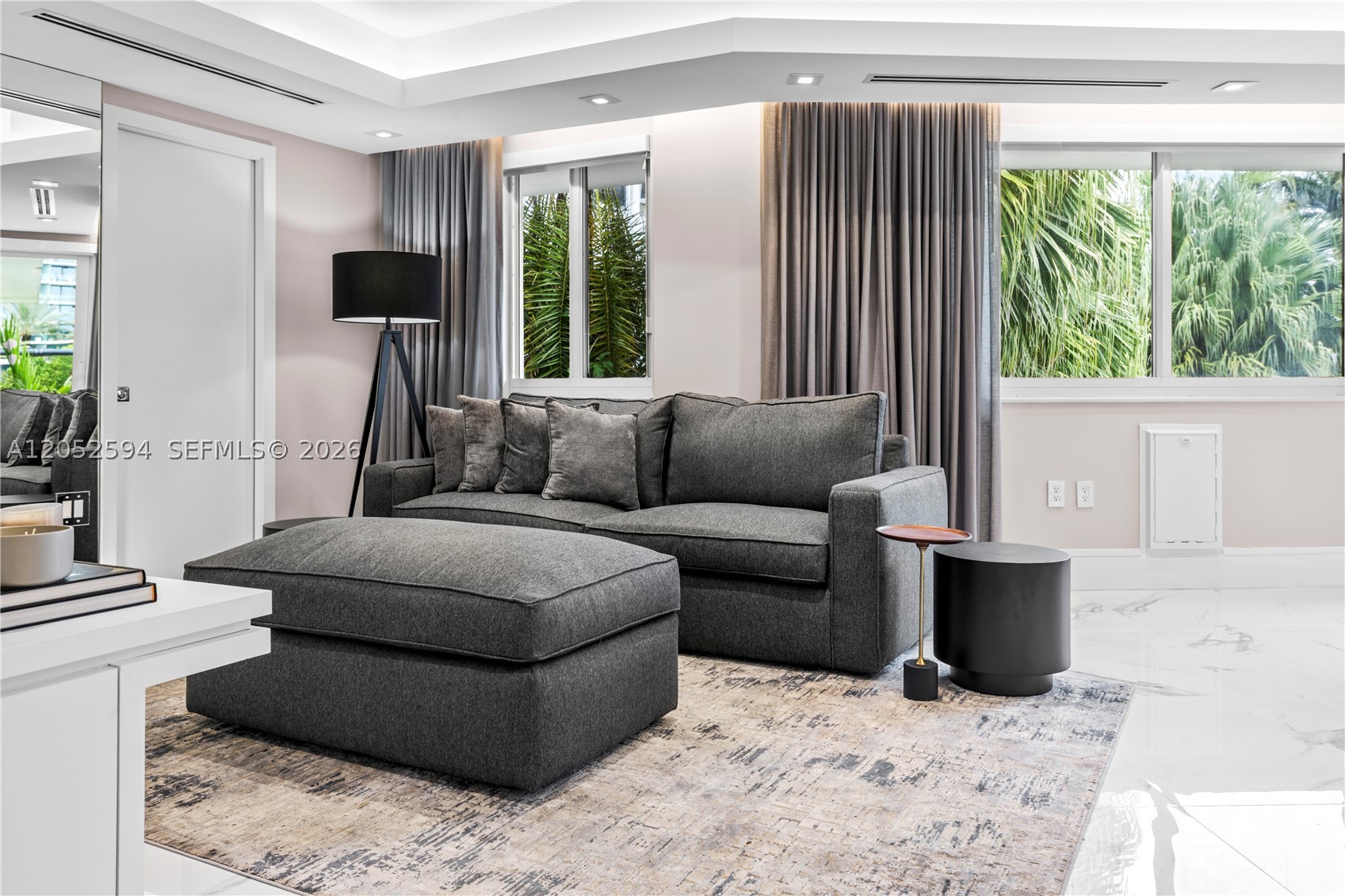 10190 Collins Ave 203