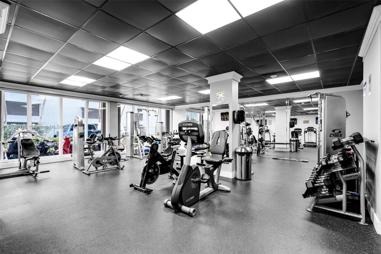 KENNEDY HOUSE CONDO - Residential