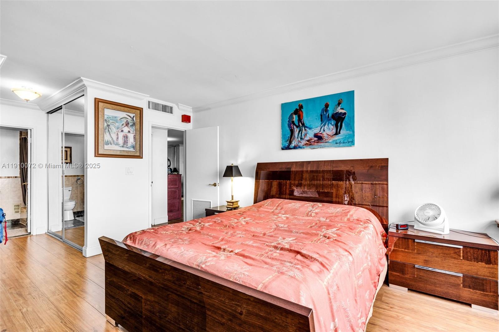 KENNEDY HOUSE CONDO - Residential