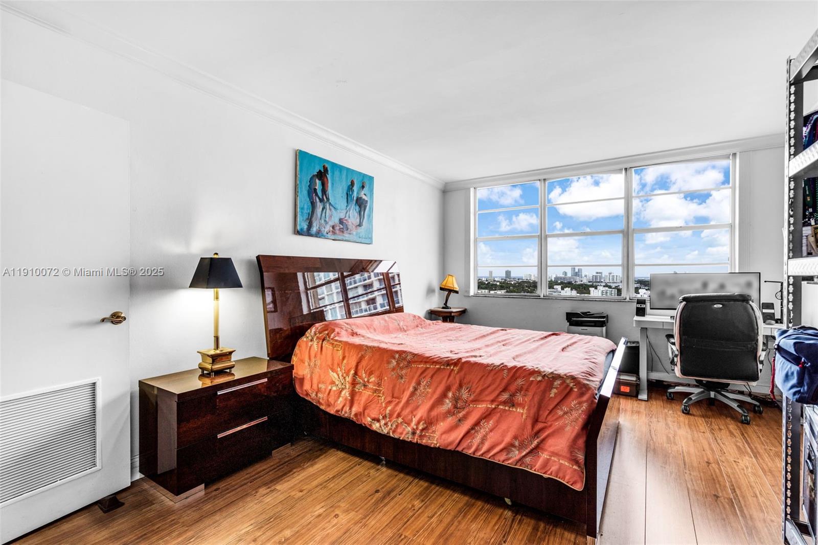 KENNEDY HOUSE CONDO - Residential