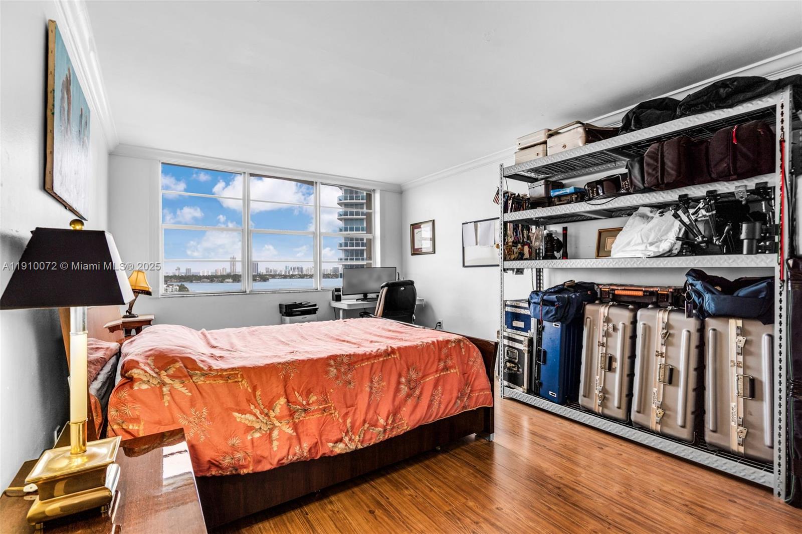 KENNEDY HOUSE CONDO - Residential