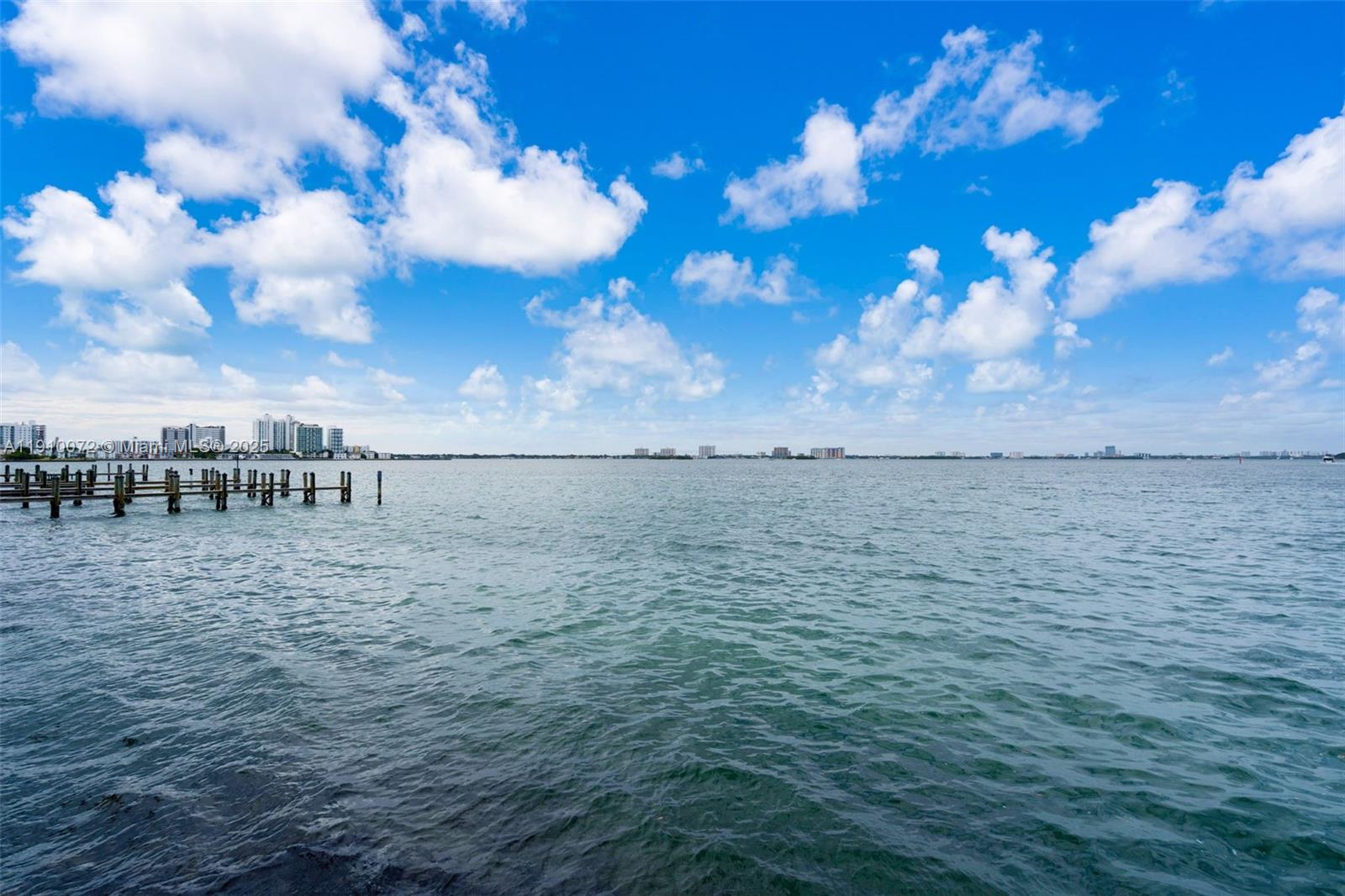 KENNEDY HOUSE CONDO - Residential