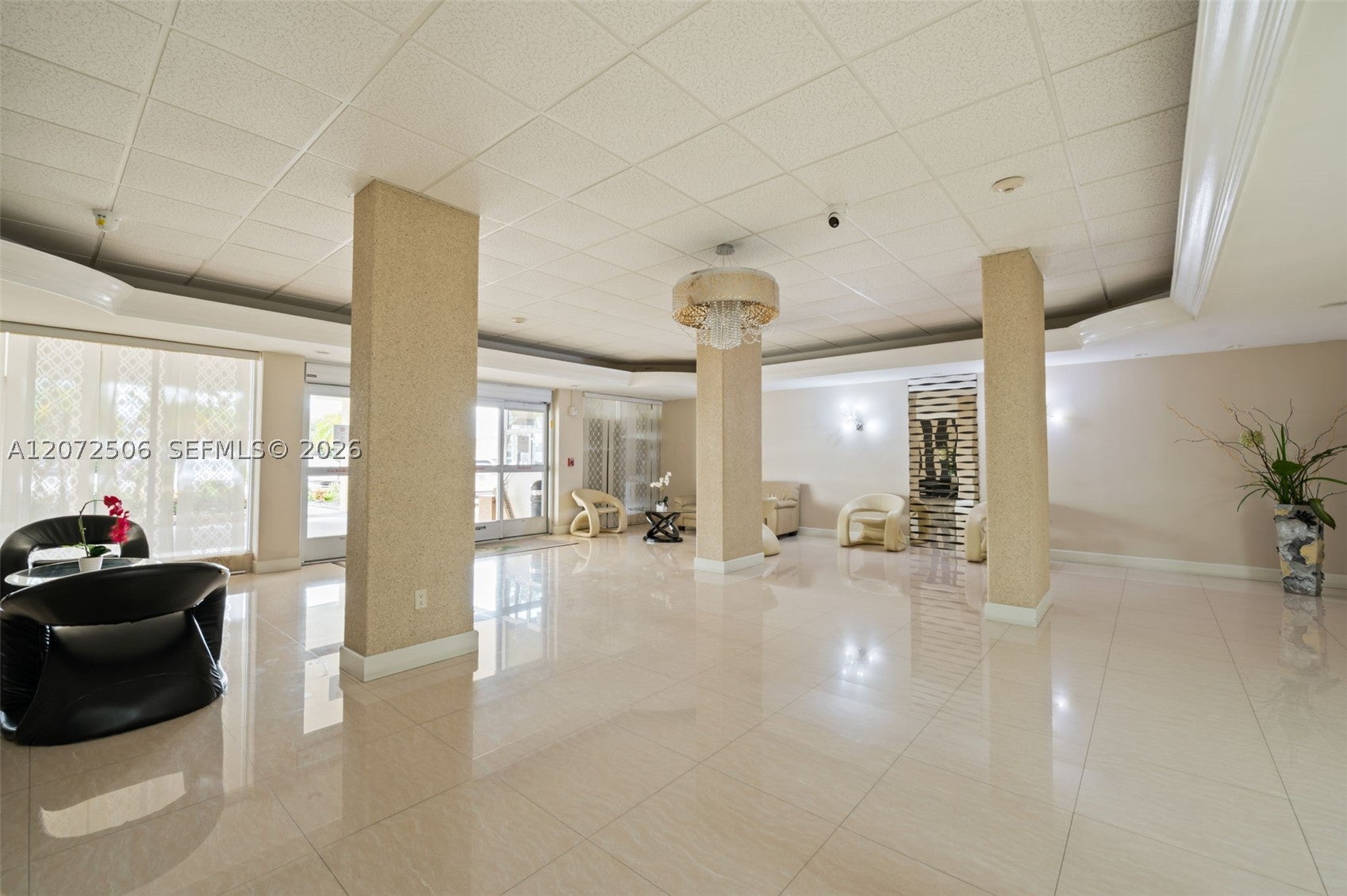 1833 S Ocean Dr 809