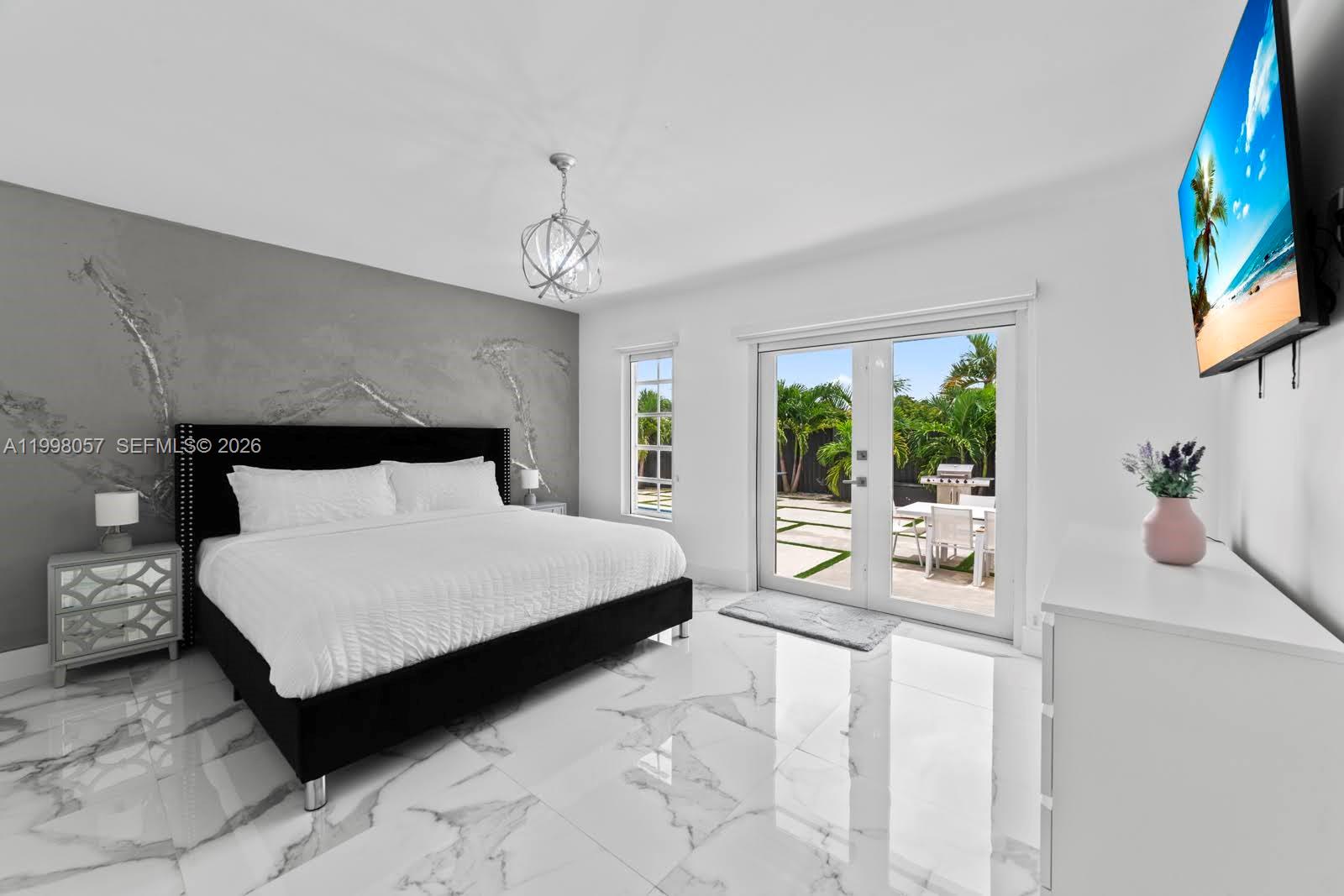 SAN SEBASTIAN UNIT 1 - Residential