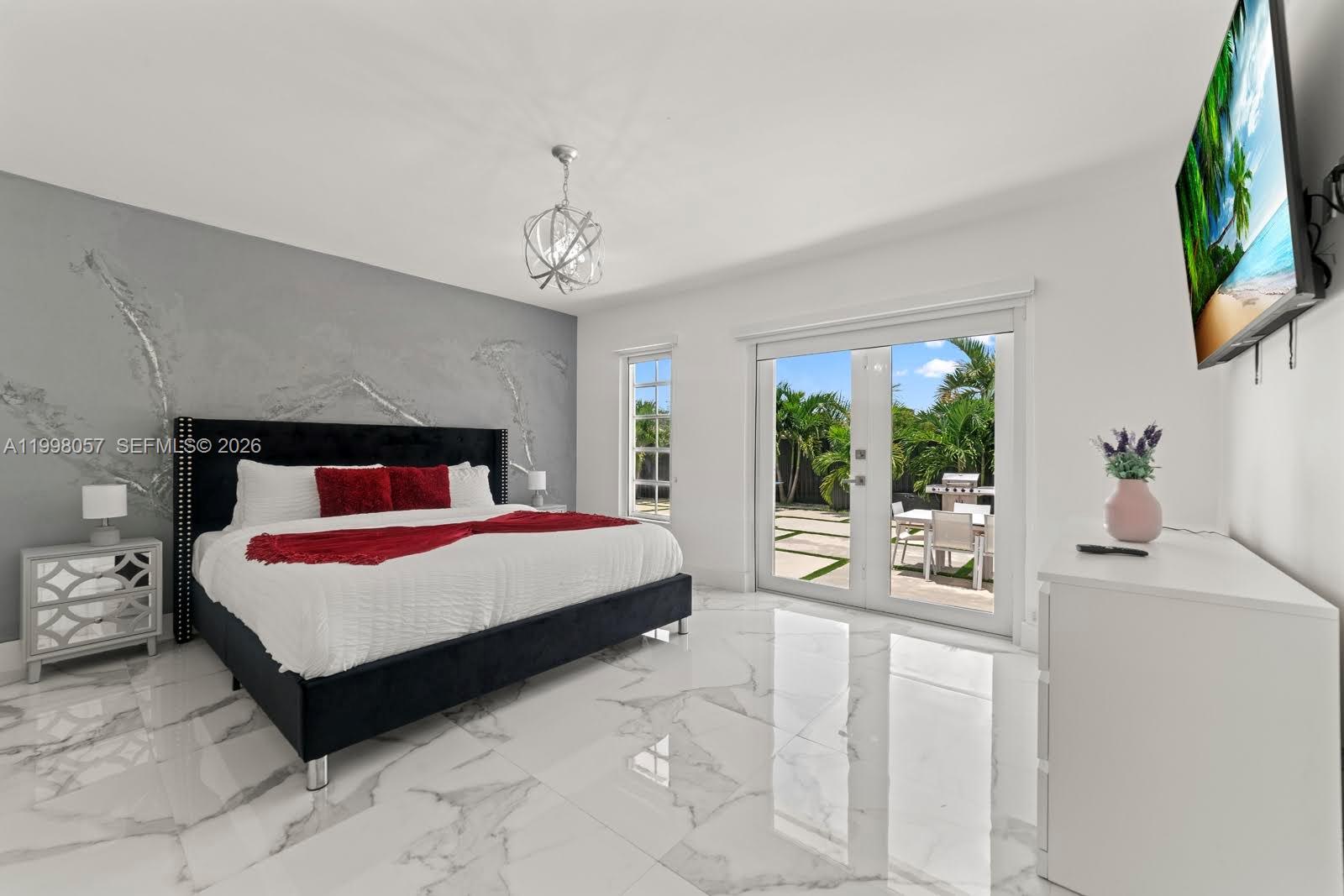 SAN SEBASTIAN UNIT 1 - Residential