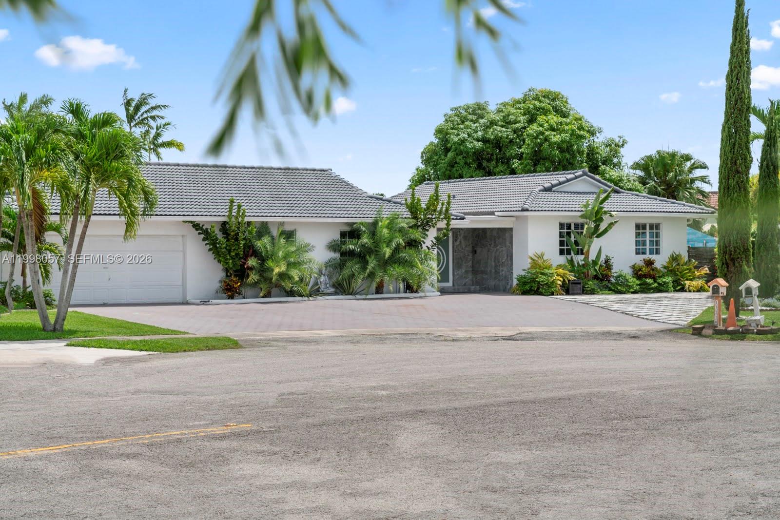 SAN SEBASTIAN UNIT 1 - Residential