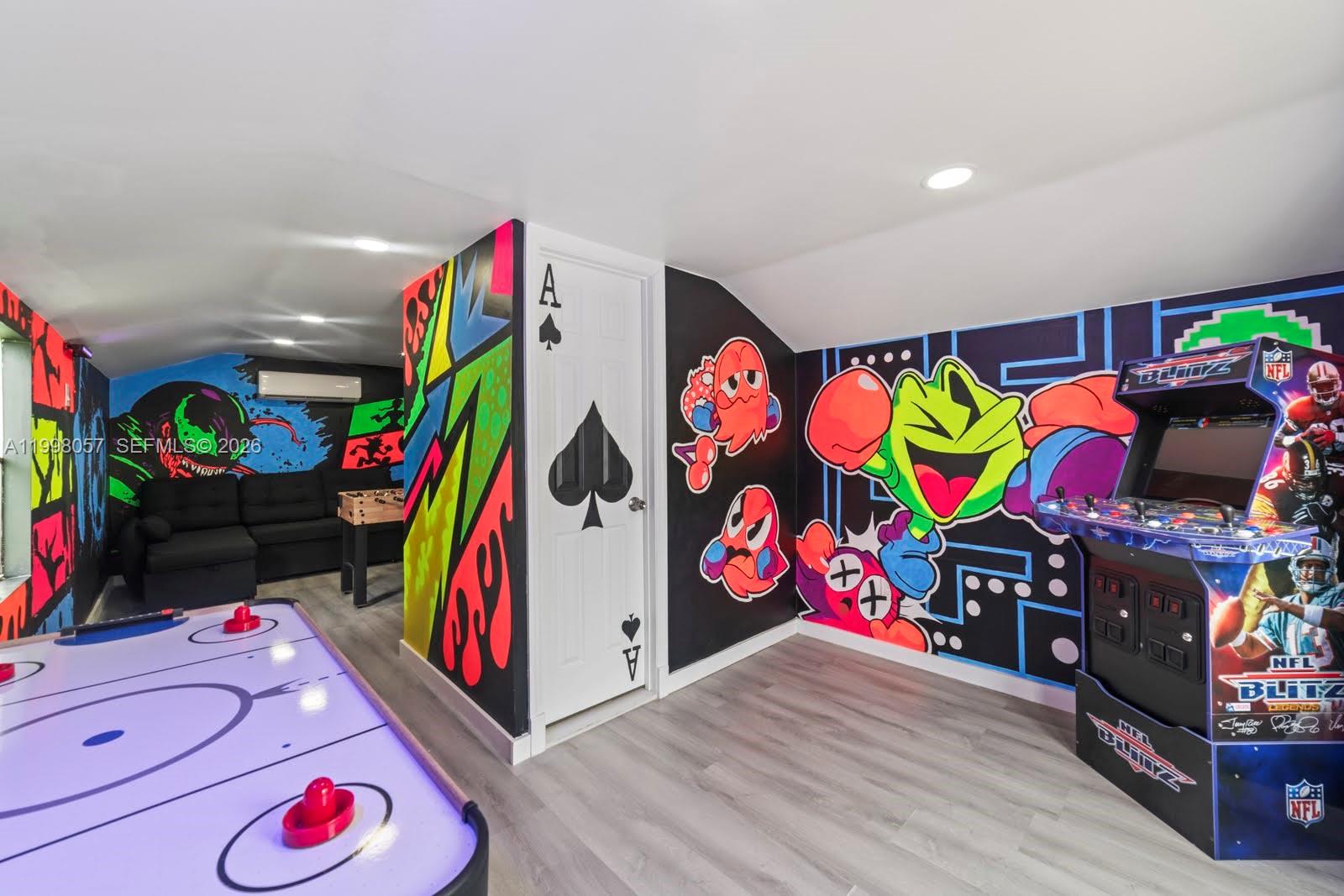 SAN SEBASTIAN UNIT 1 - Residential