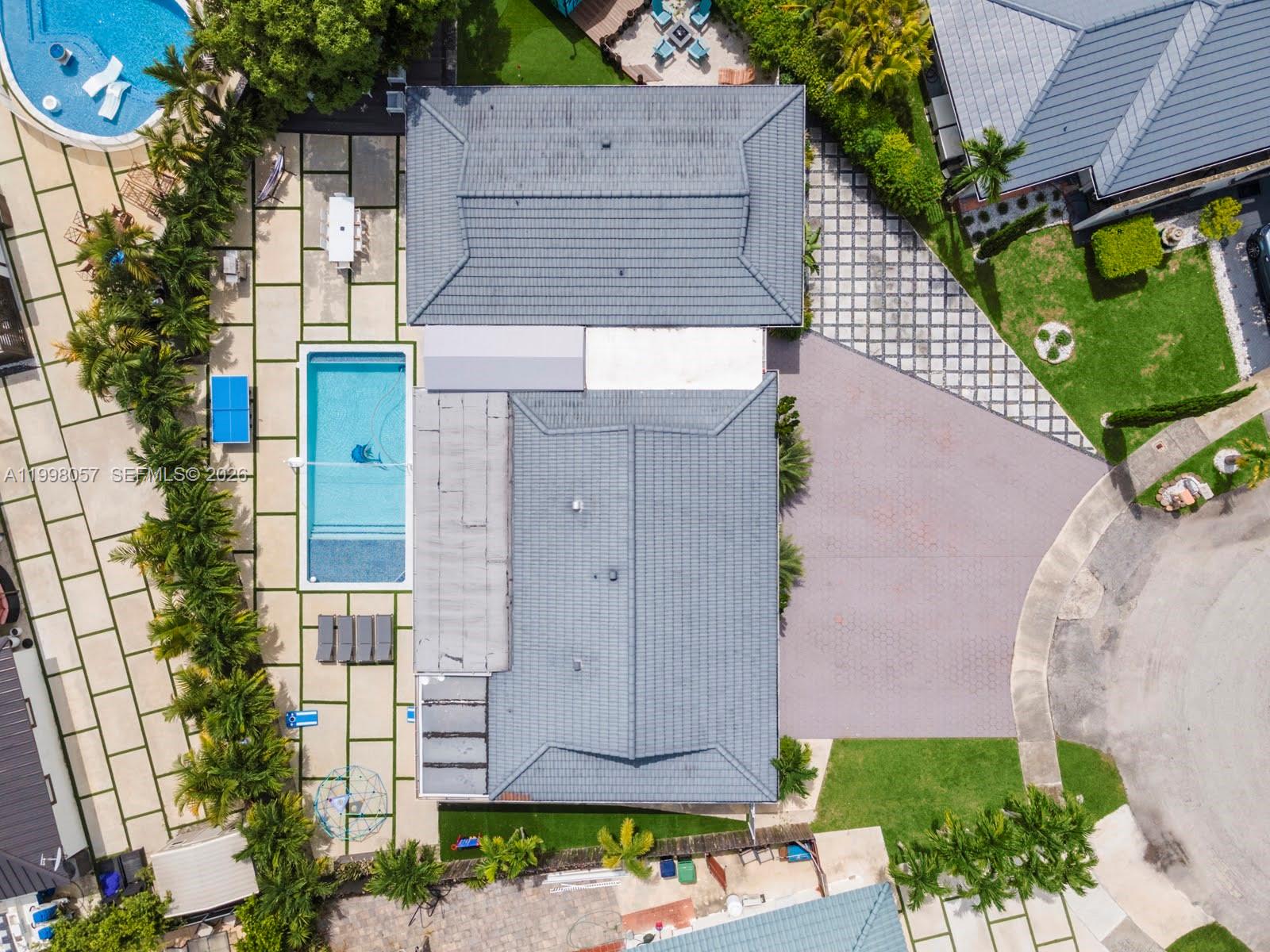 SAN SEBASTIAN UNIT 1 - Residential