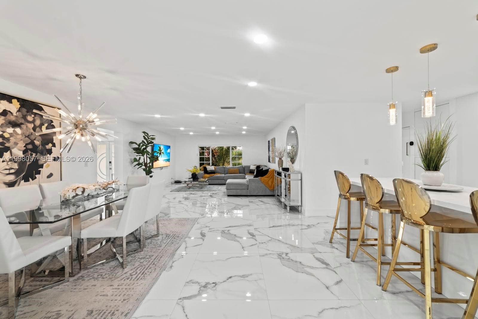 SAN SEBASTIAN UNIT 1 - Residential