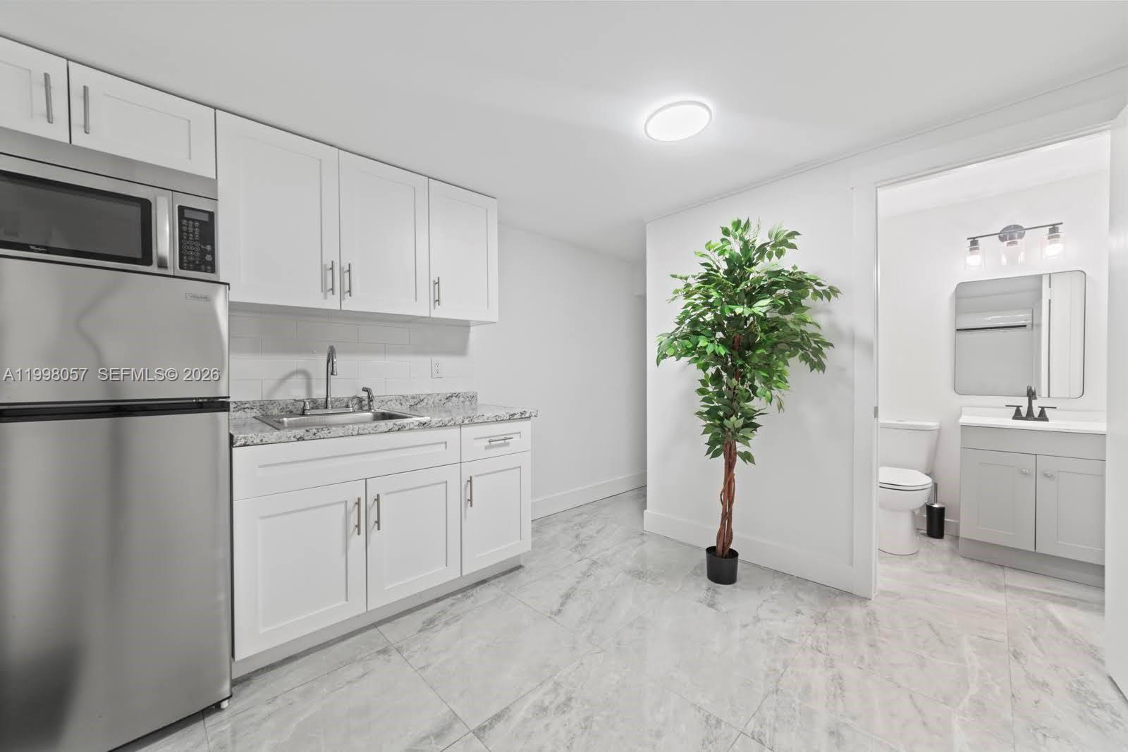 SAN SEBASTIAN UNIT 1 - Residential