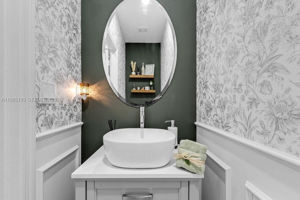 ENCLAVE SOUTH PHASE I - Residential