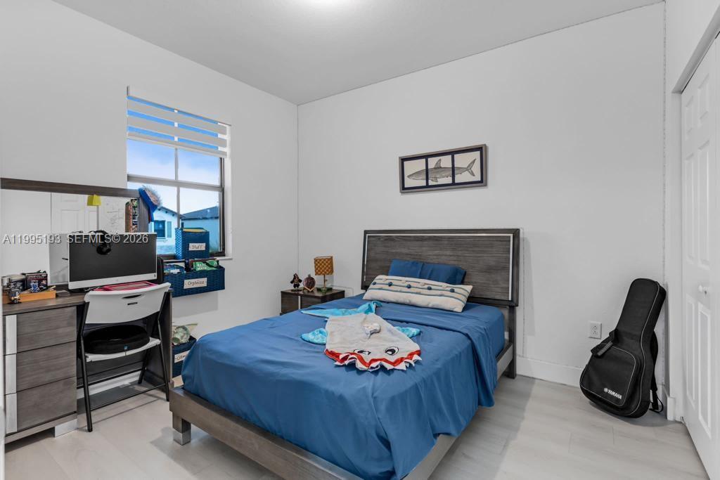 ENCLAVE SOUTH PHASE I - Residential